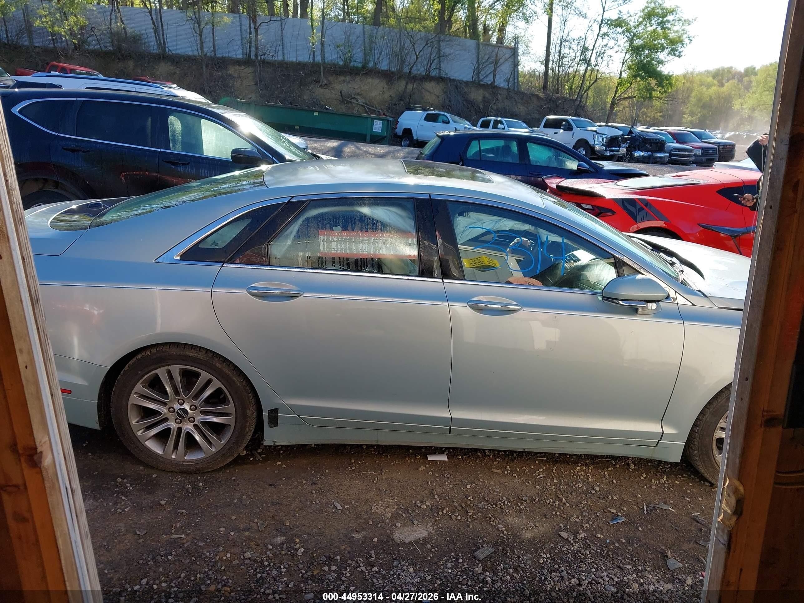 2013 Lincoln Mkz Hybrid   Light Blue vin: 3LN6L2LU8DR813289