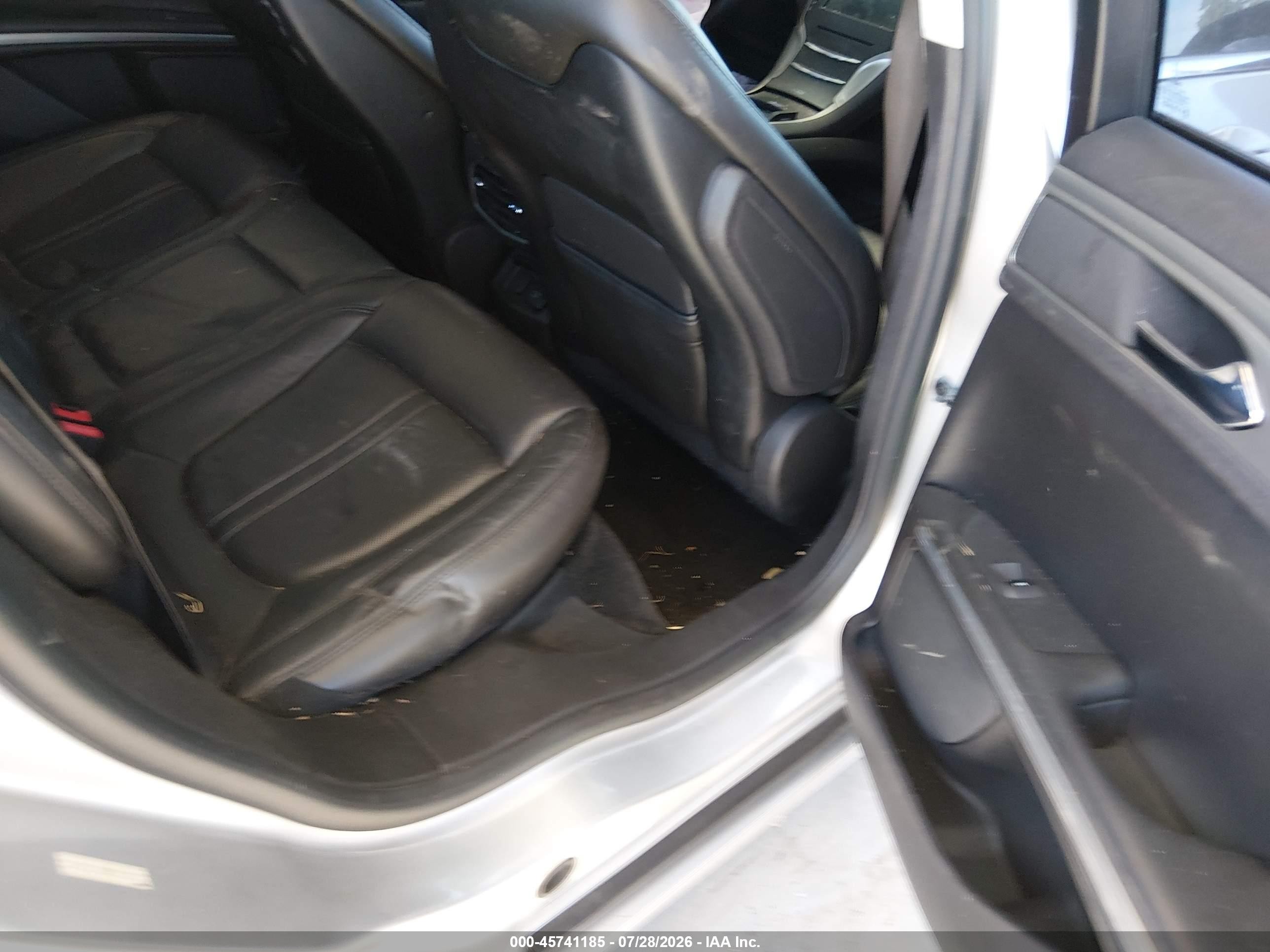 2014 Lincoln Mkz Hybrid   Silver vin: 3LN6L2LU8ER805551