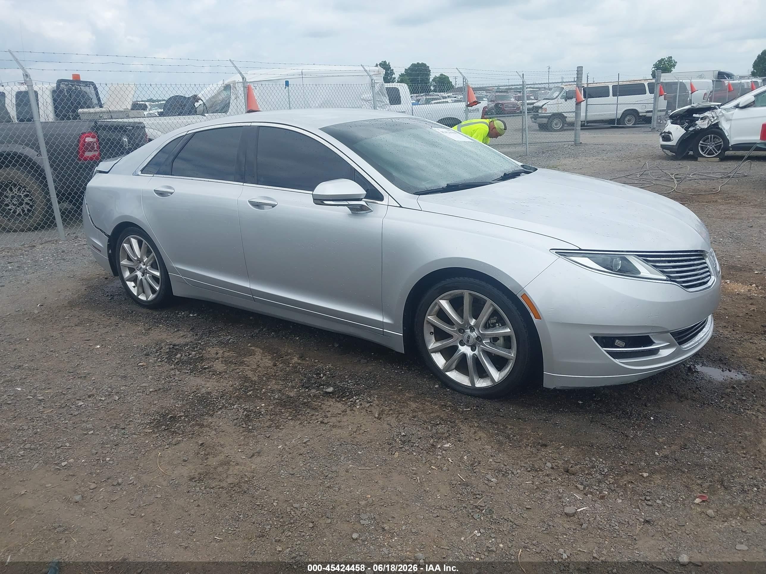 2015 Lincoln Mkz Hybrid   Silver vin: 3LN6L2LU8FR602113