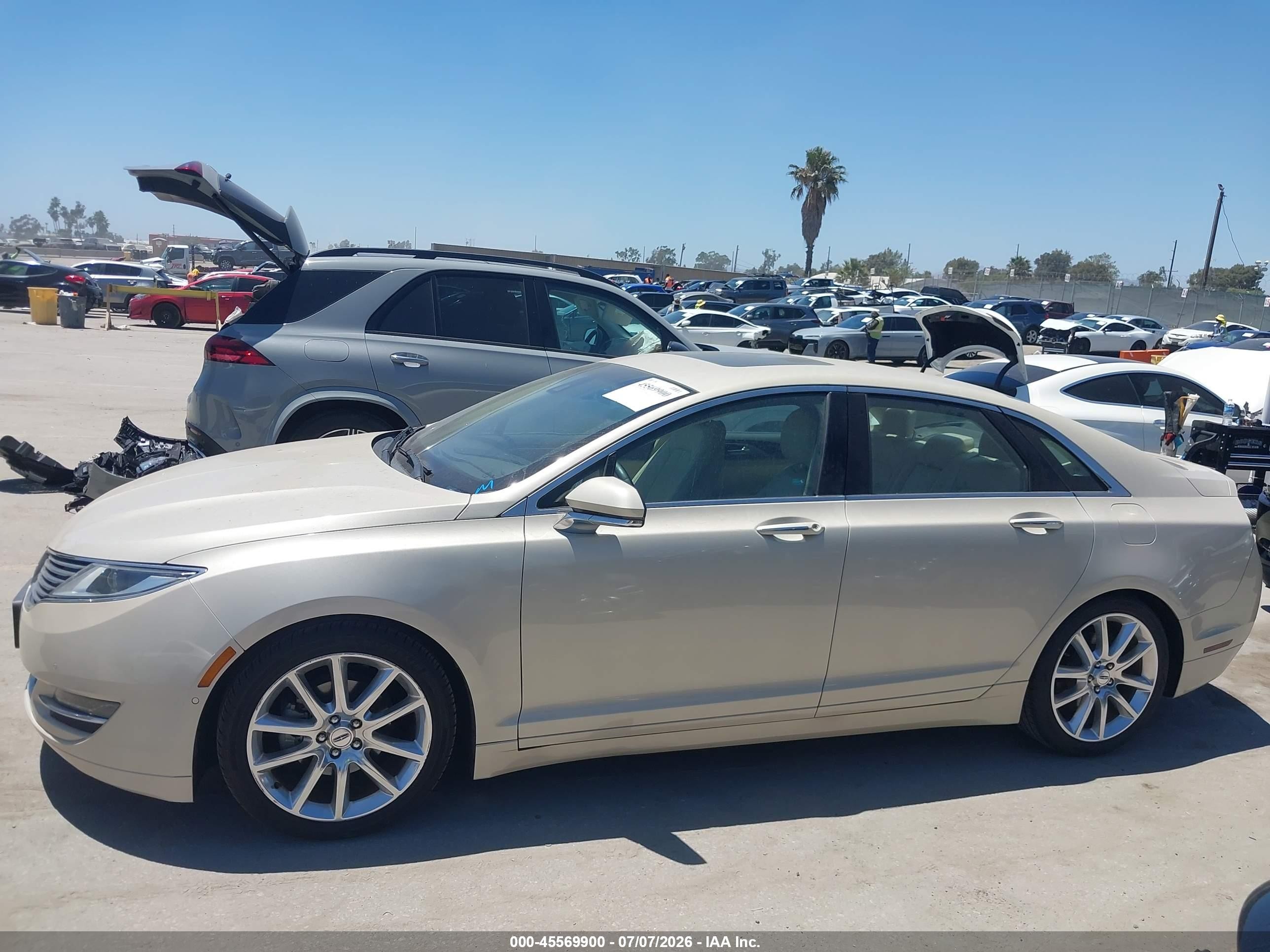 2015 Lincoln Mkz Hybrid   Beige vin: 3LN6L2LU8FR604881