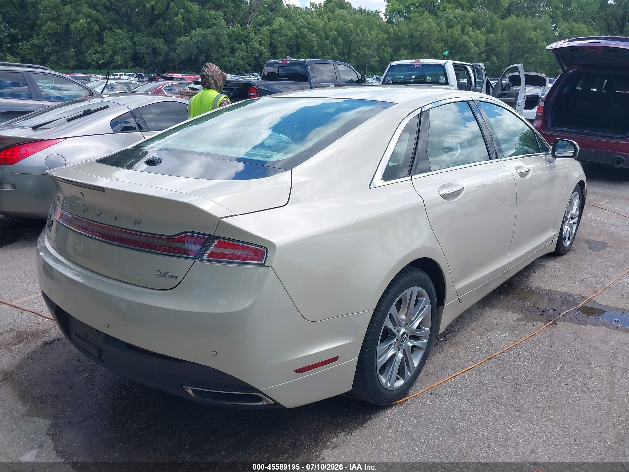 2014 Lincoln Mkz Hybrid   Beige vin: 3LN6L2LU9ER800813