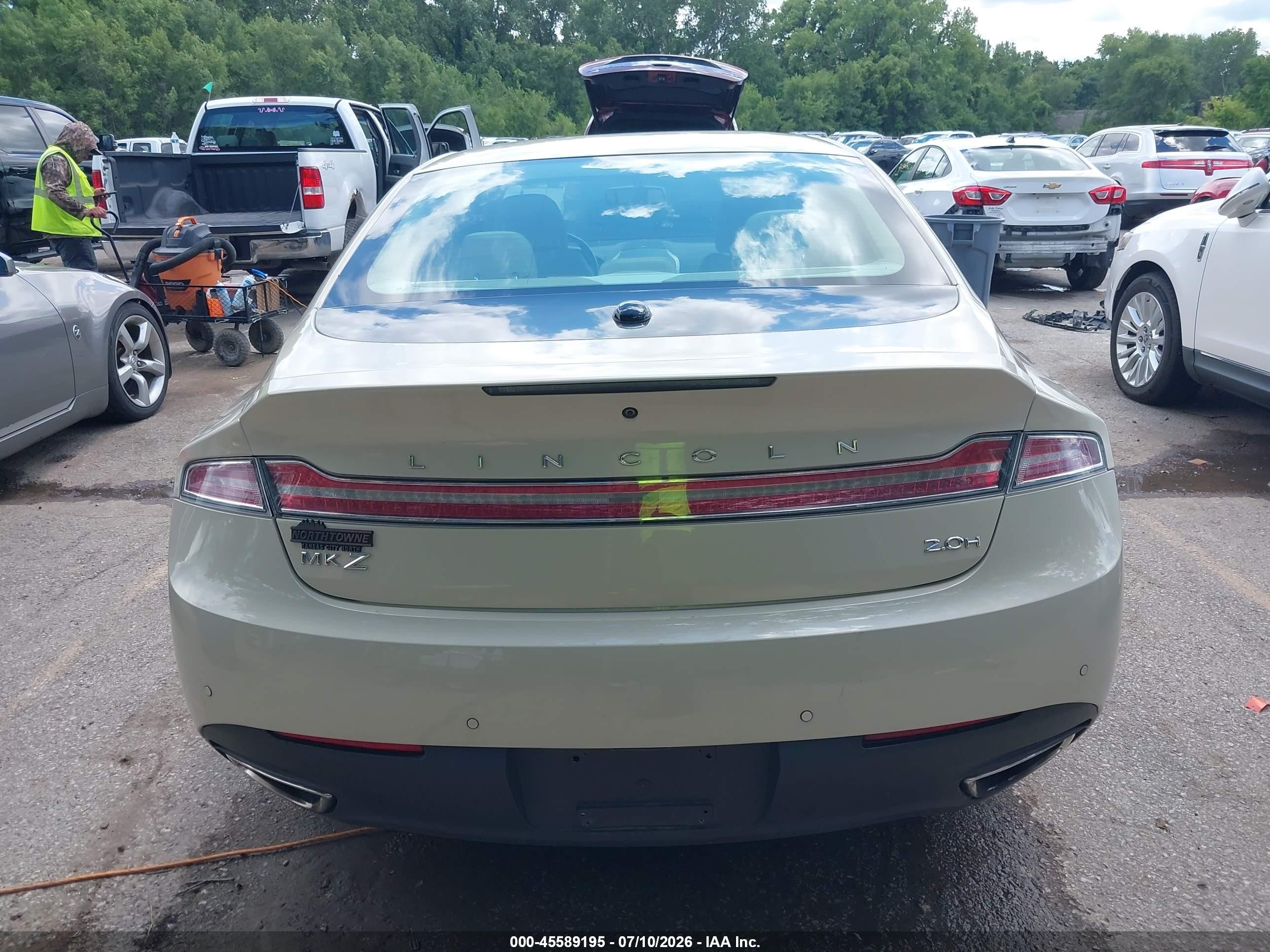 2014 Lincoln Mkz Hybrid   Beige vin: 3LN6L2LU9ER800813