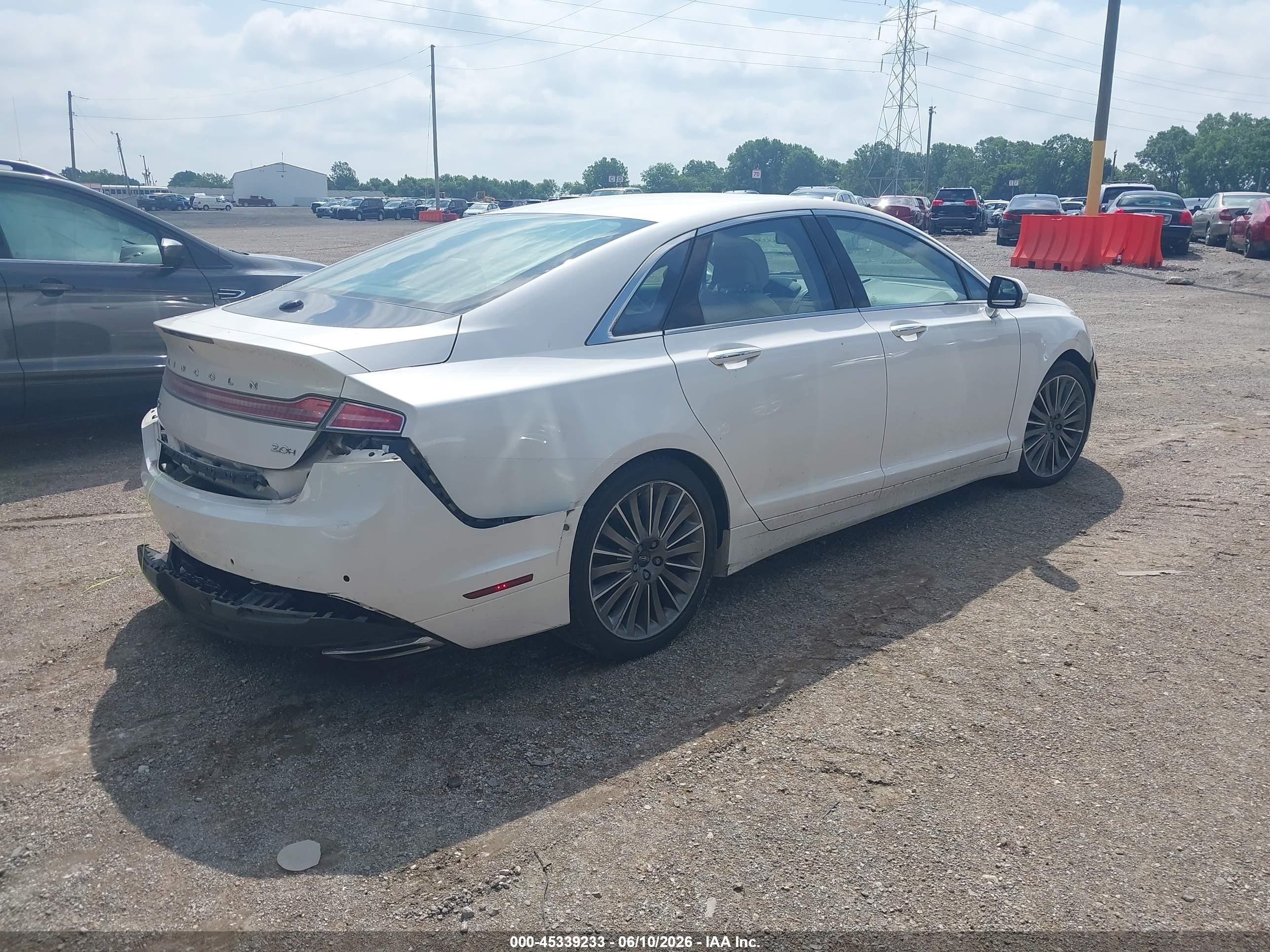 2015 Lincoln Mkz Hybrid   White vin: 3LN6L2LUXFR604140