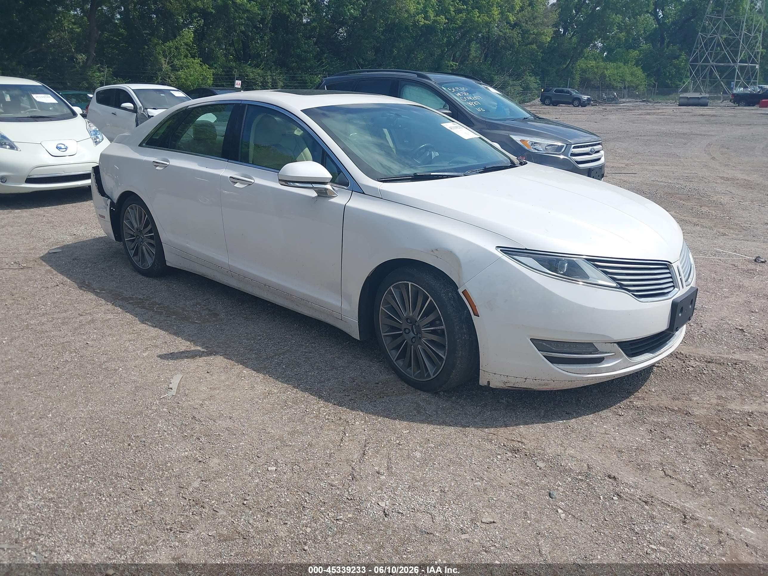 2015 Lincoln Mkz Hybrid   White vin: 3LN6L2LUXFR604140