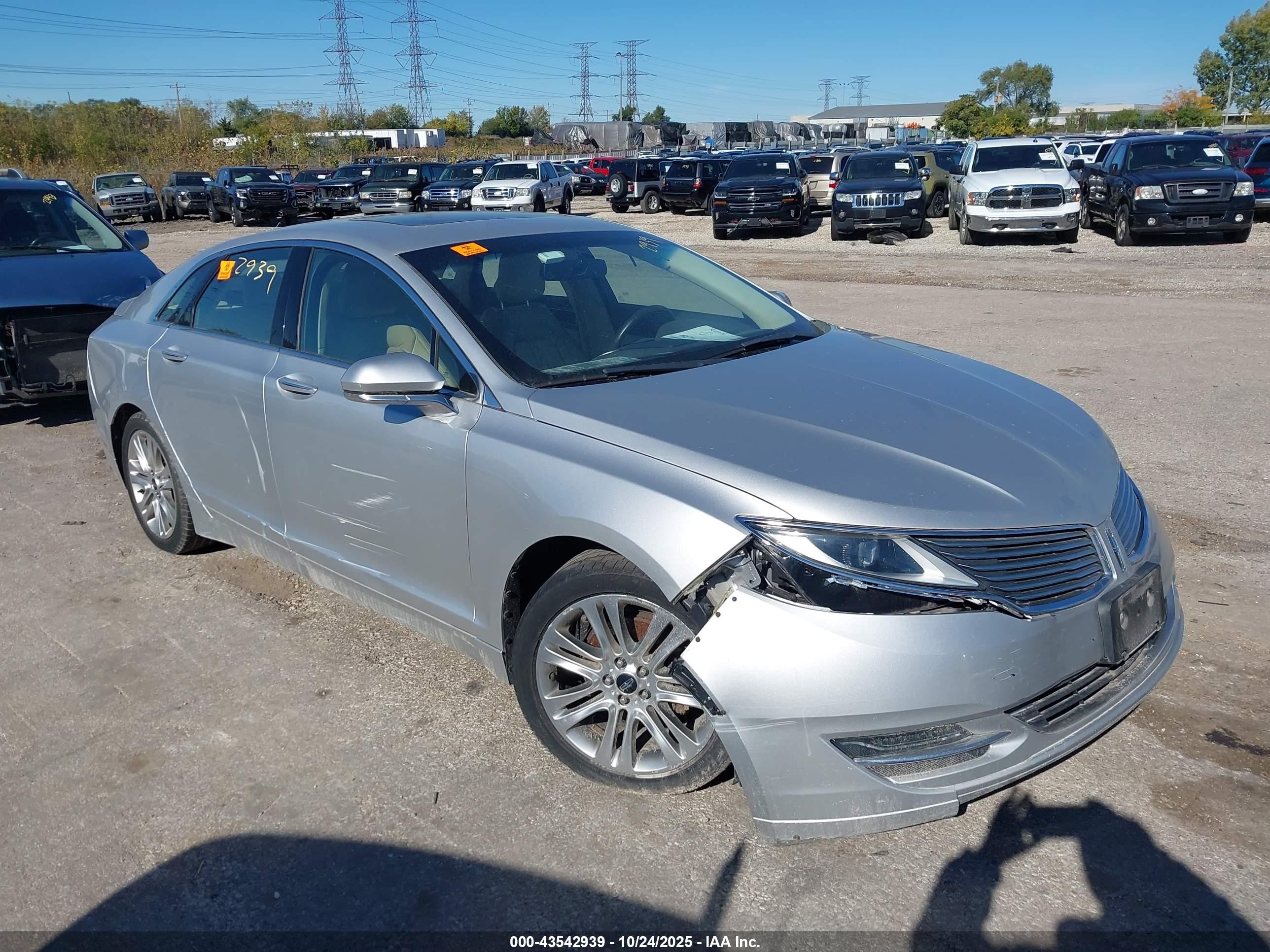 2015 Lincoln Mkz Hybrid   Silver vin: 3LN6L2LUXFR612108