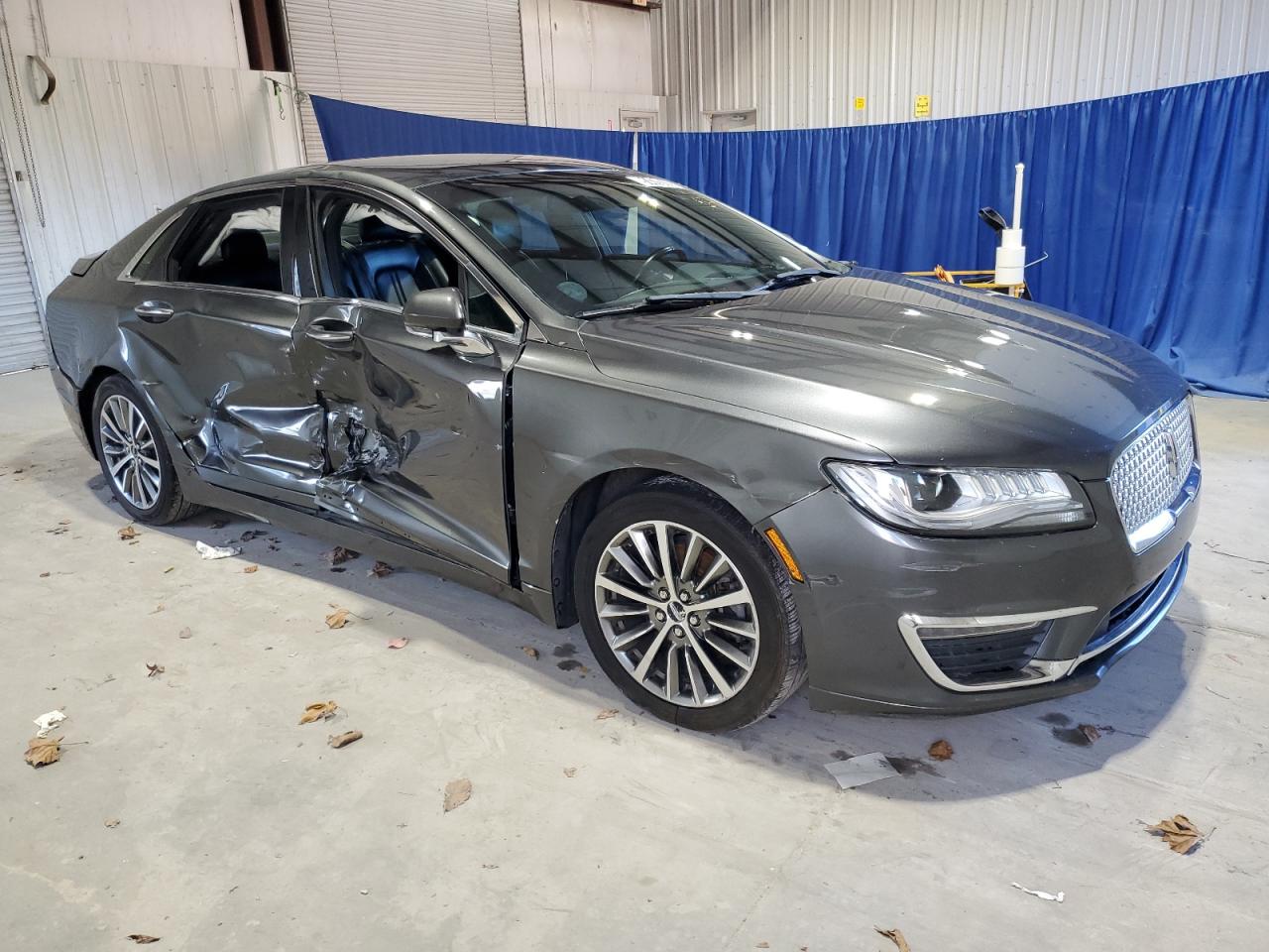 2020 Lincoln Mkz Gray vin: 3LN6L5A91LR614132 Damage: Right Rear Door, Severe Damage, Replacement Required
