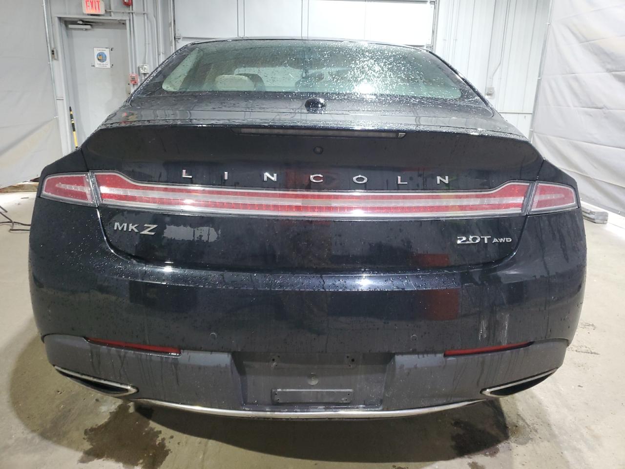 2018 Lincoln Mkz Premiere Черный vin: 3LN6L5B98JR603625