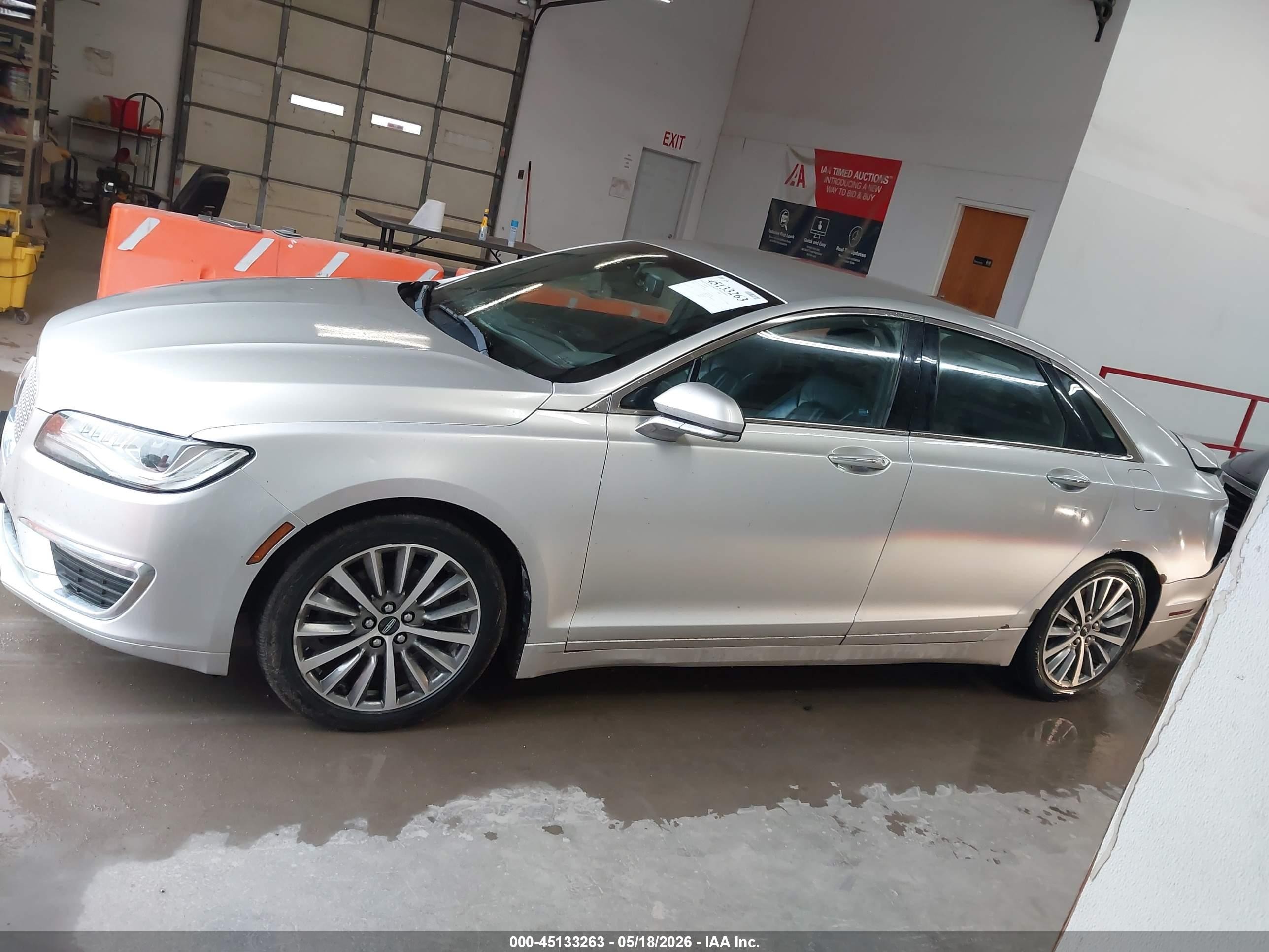 2017 Lincoln Mkz Select Tan vin: 3LN6L5D92HR633985