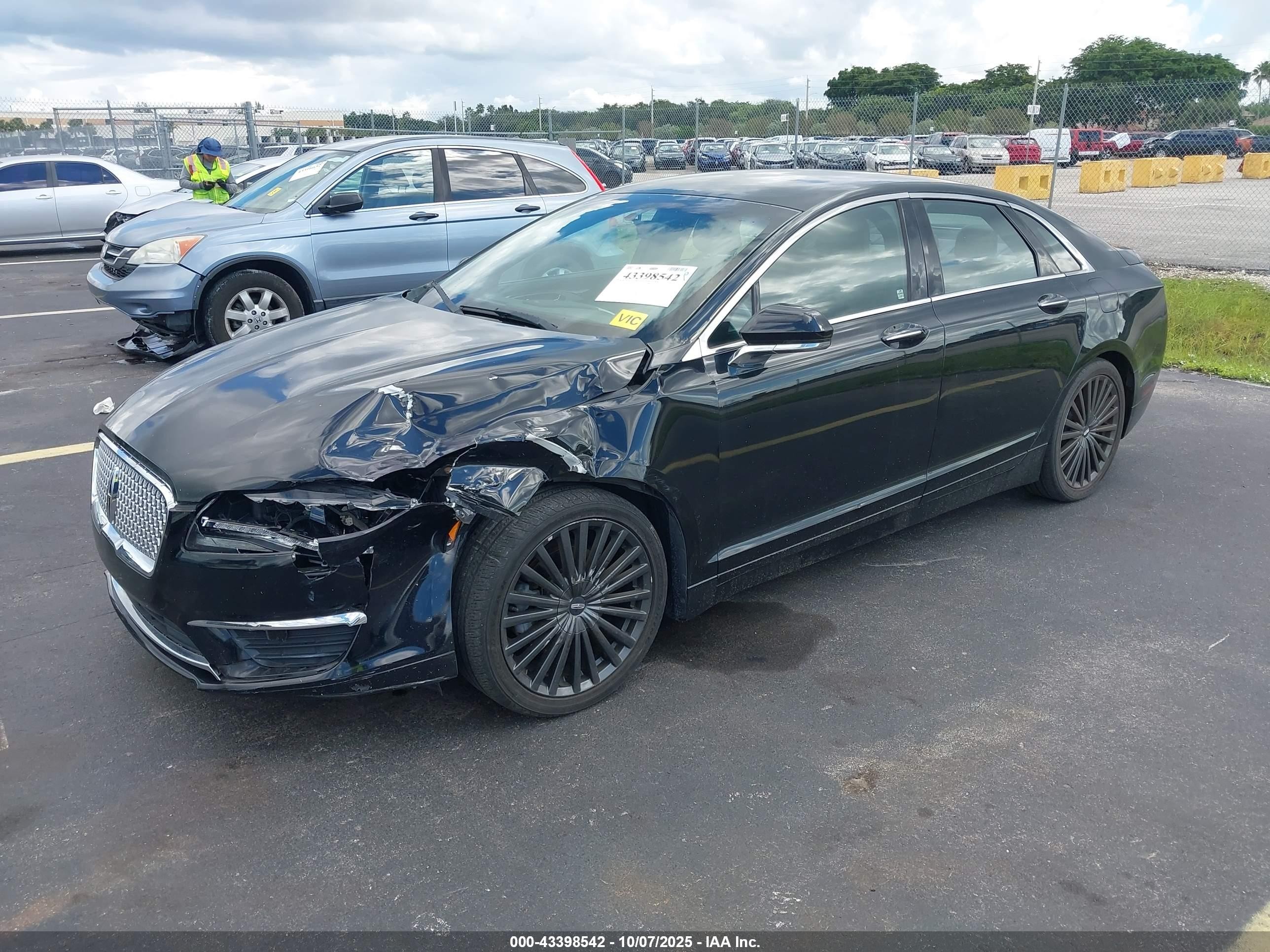 2018 Lincoln Mkz Reserve Черный vin: 3LN6L5E98JR600090