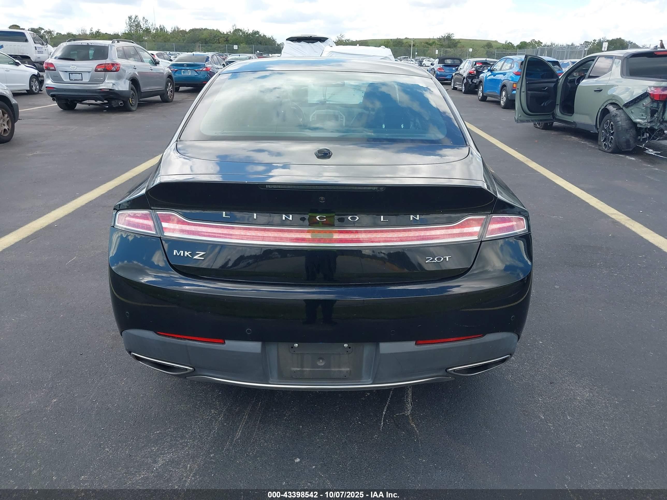 2018 Lincoln Mkz Reserve Черный vin: 3LN6L5E98JR600090