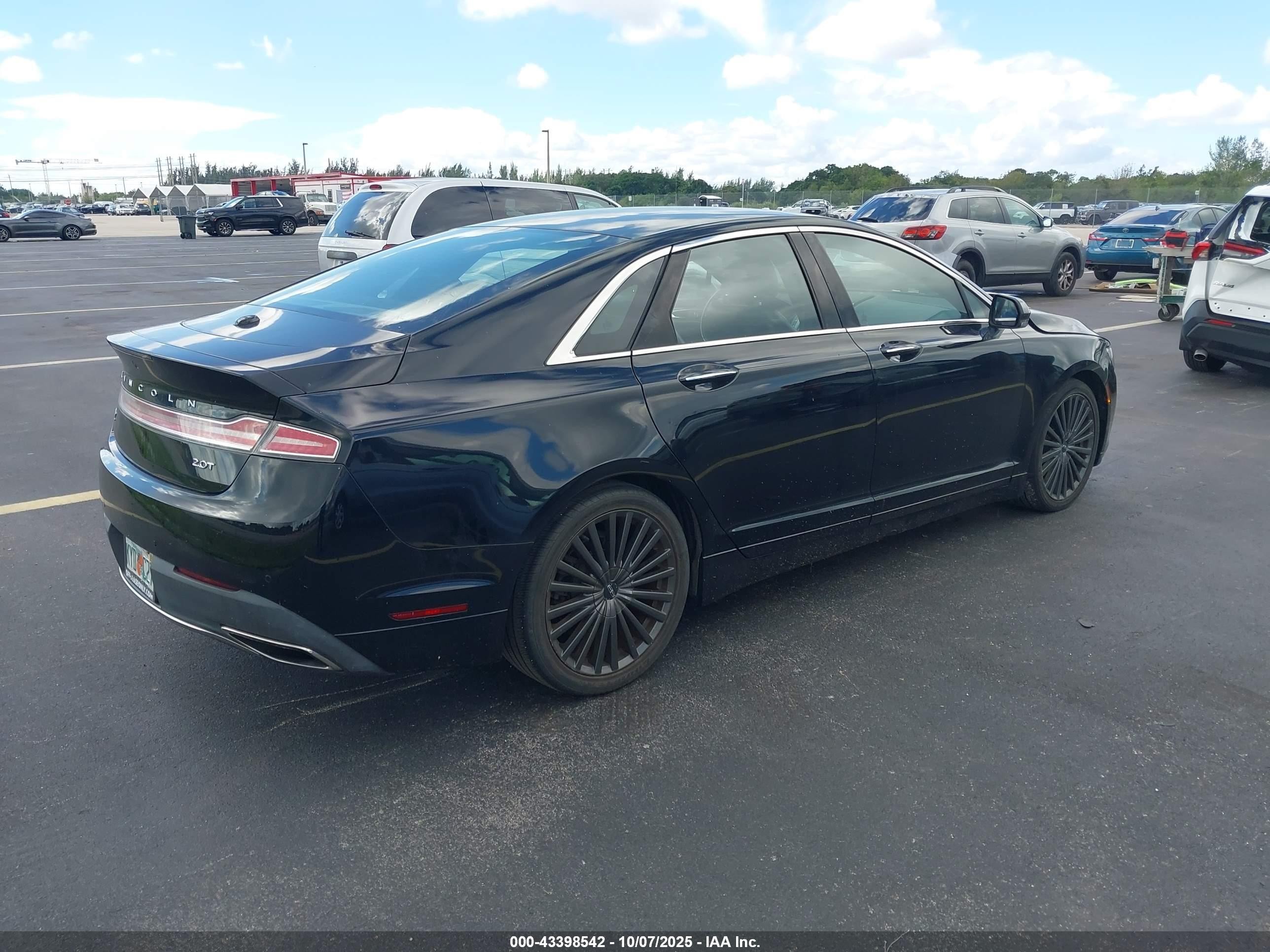 2018 Lincoln Mkz Reserve Черный vin: 3LN6L5E98JR600090