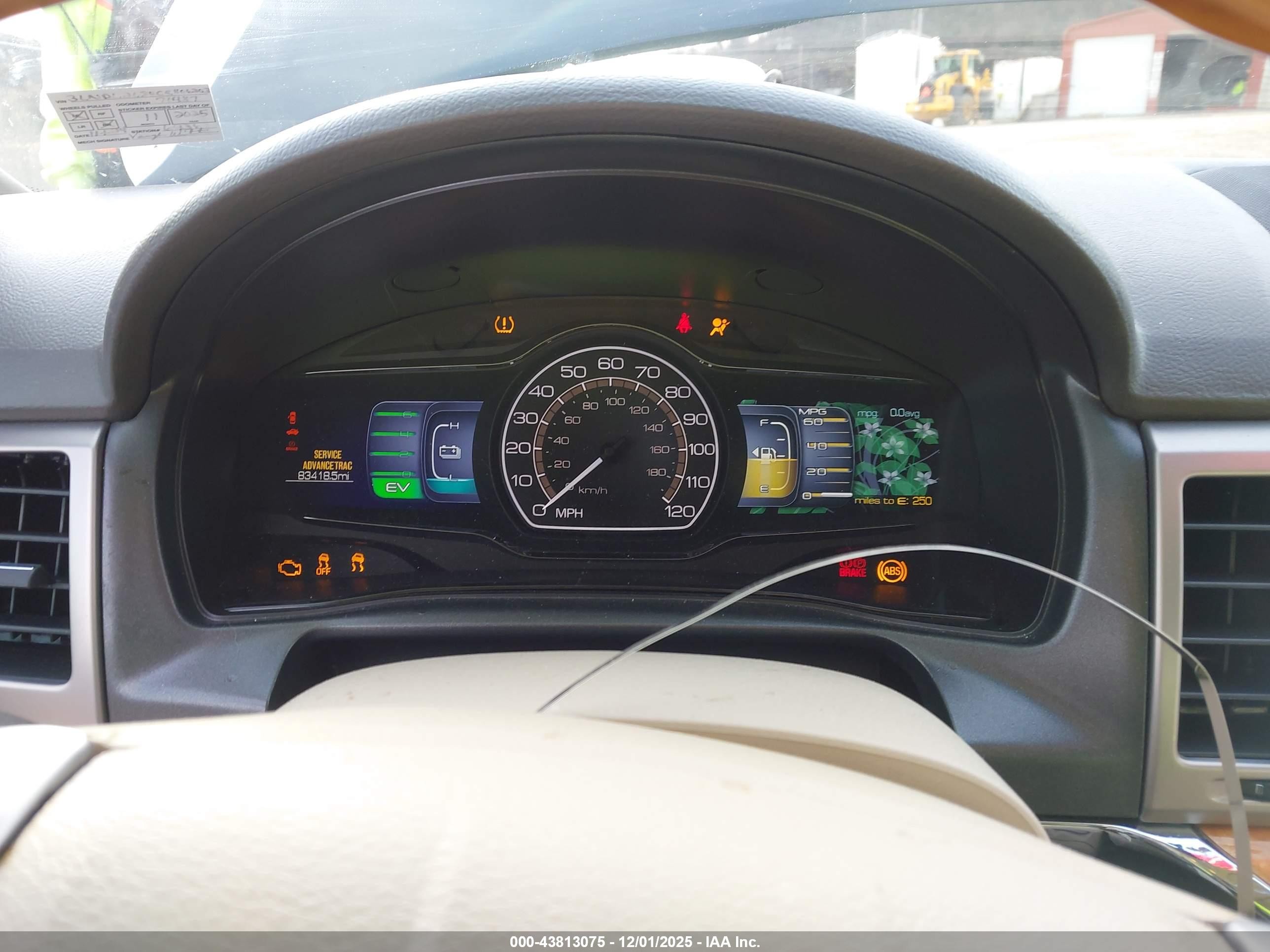 2012 Lincoln Mkz Hybrid   Черный vin: 3LNDL2L30CR806303