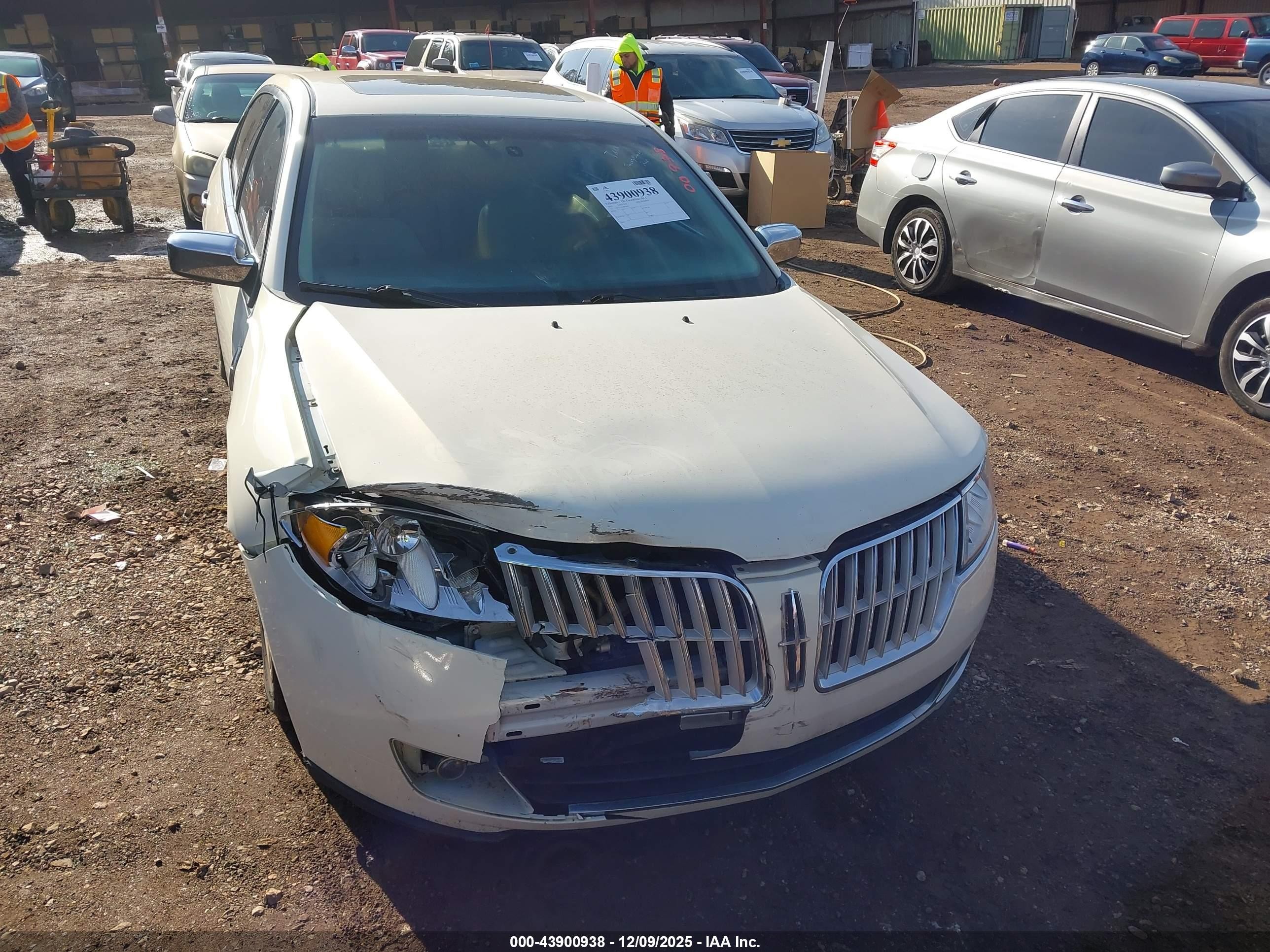 2012 Lincoln Mkz Hybrid   Белый vin: 3LNDL2L30CR834263