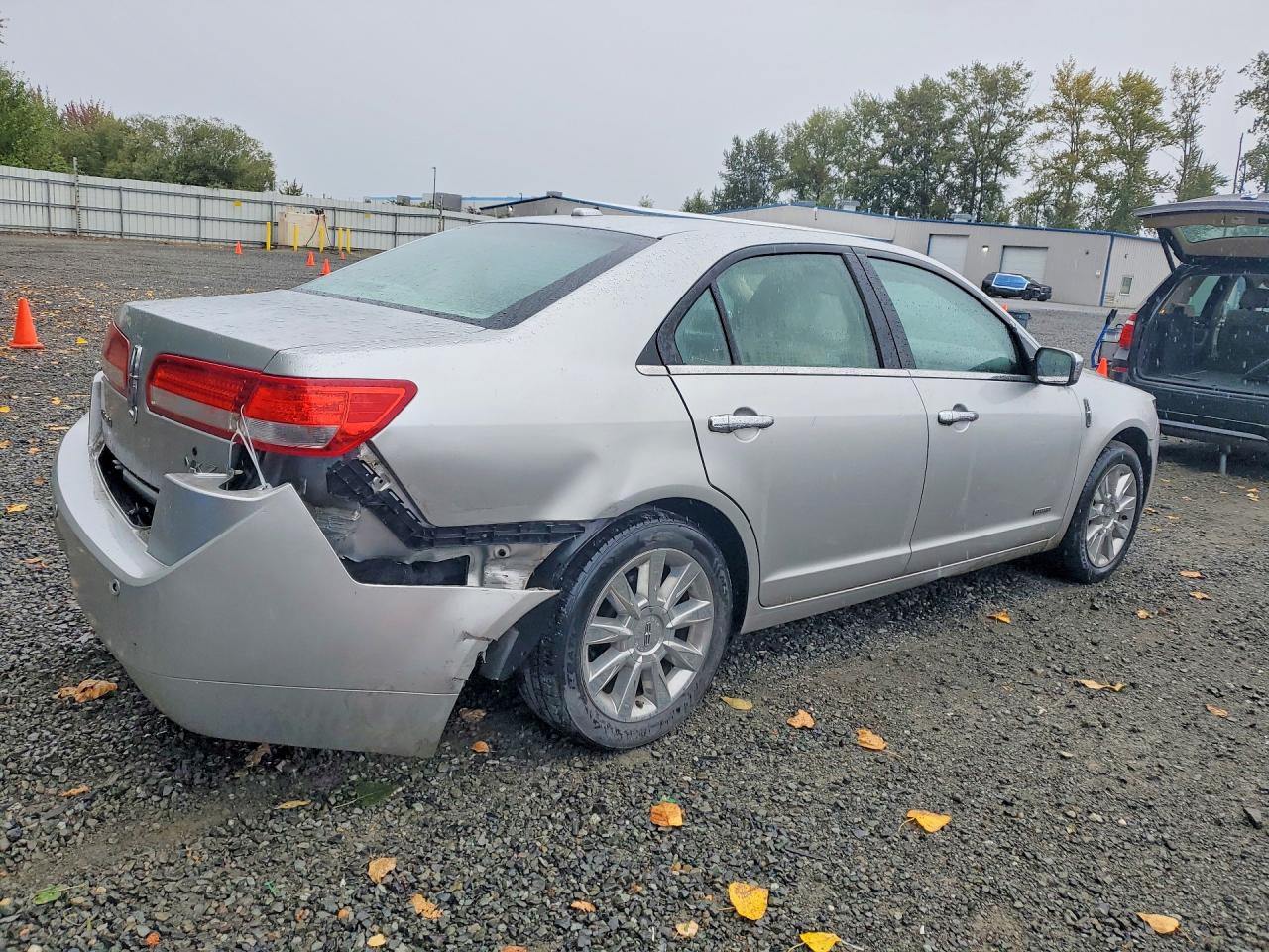 2011 Lincoln Mkz Hybrid Silver vin: 3LNDL2L32BR751190