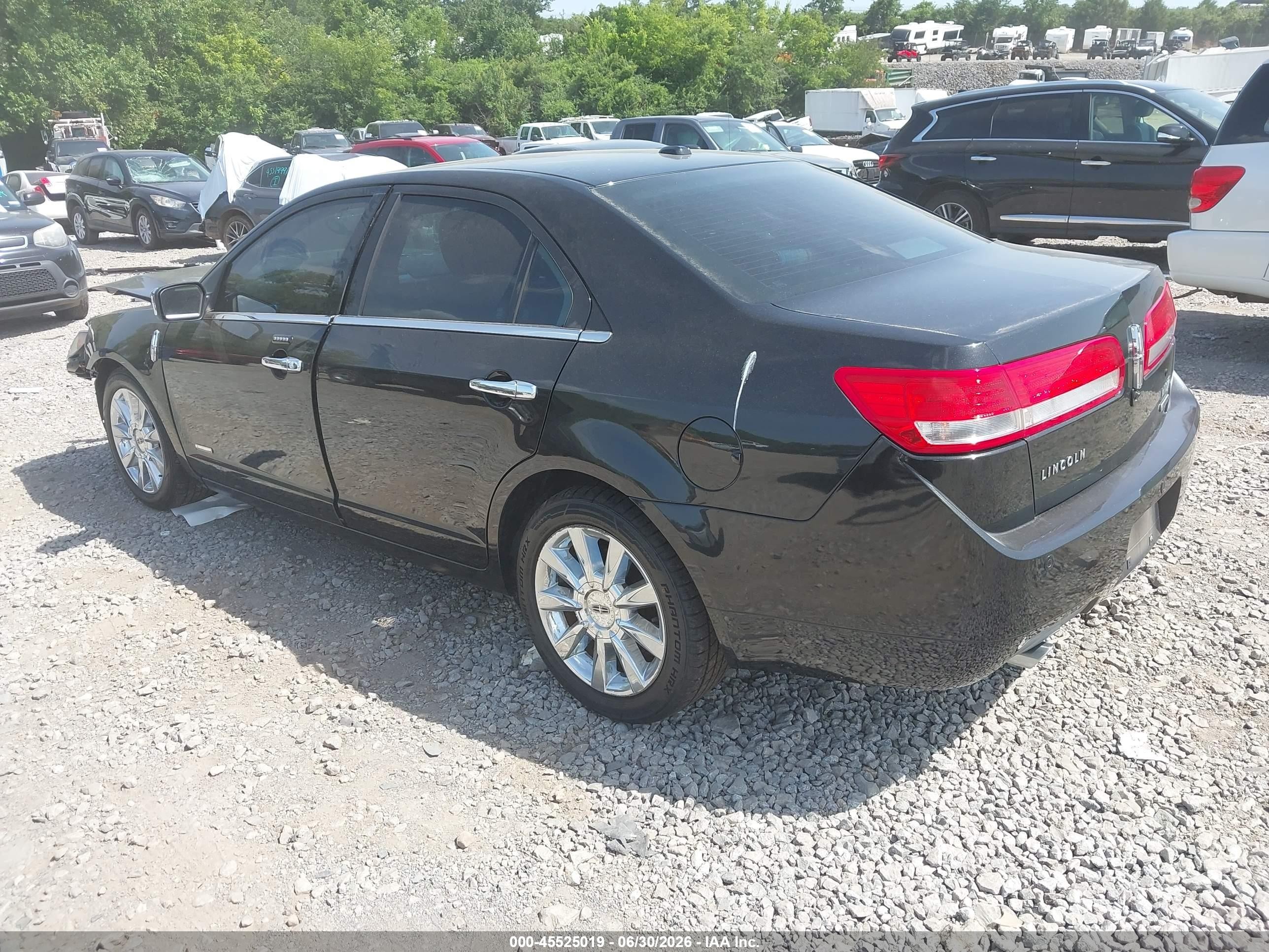 2011 Lincoln Mkz Hybrid   Black vin: 3LNDL2L32BR766529