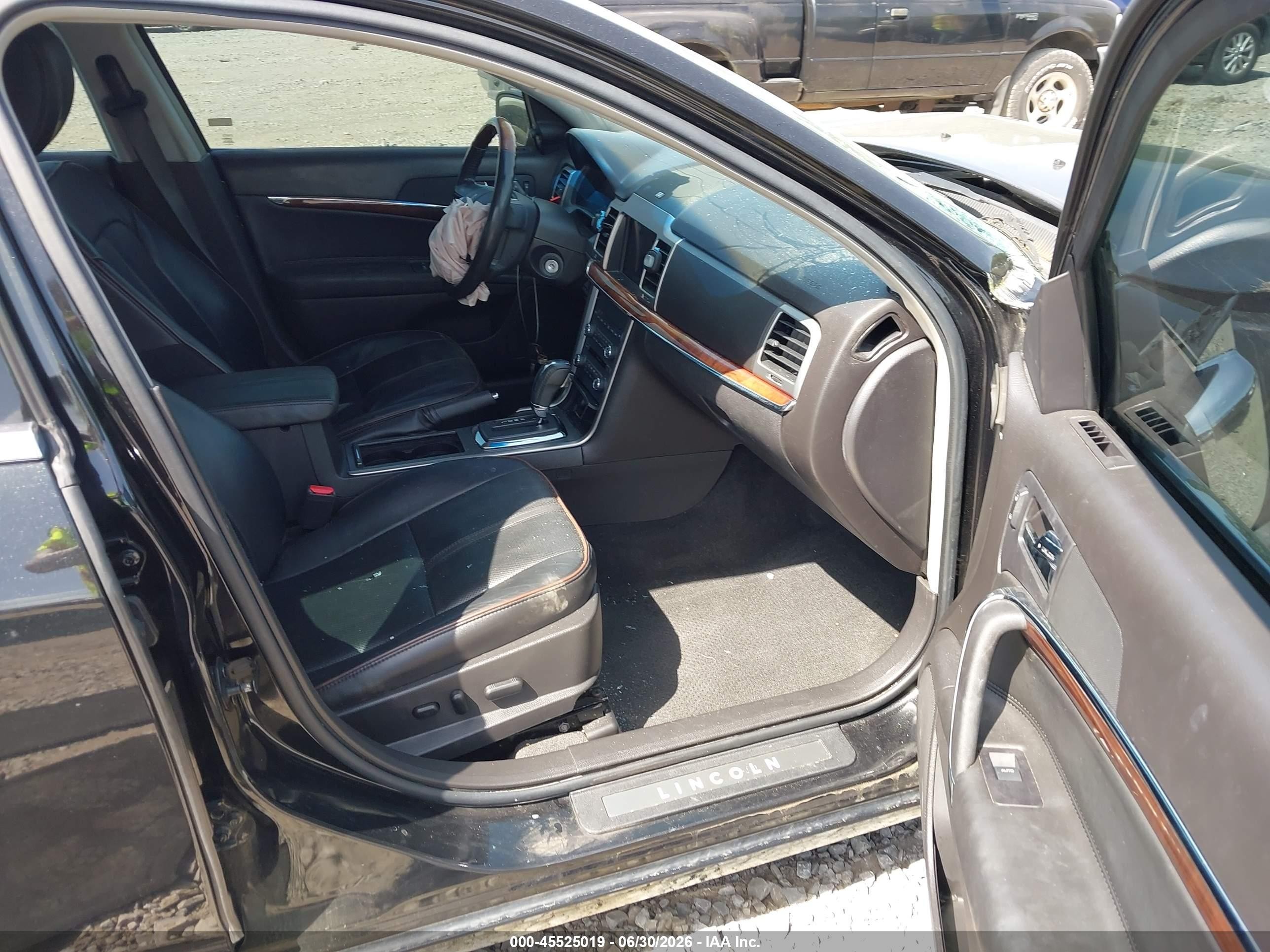 2011 Lincoln Mkz Hybrid   Black vin: 3LNDL2L32BR766529