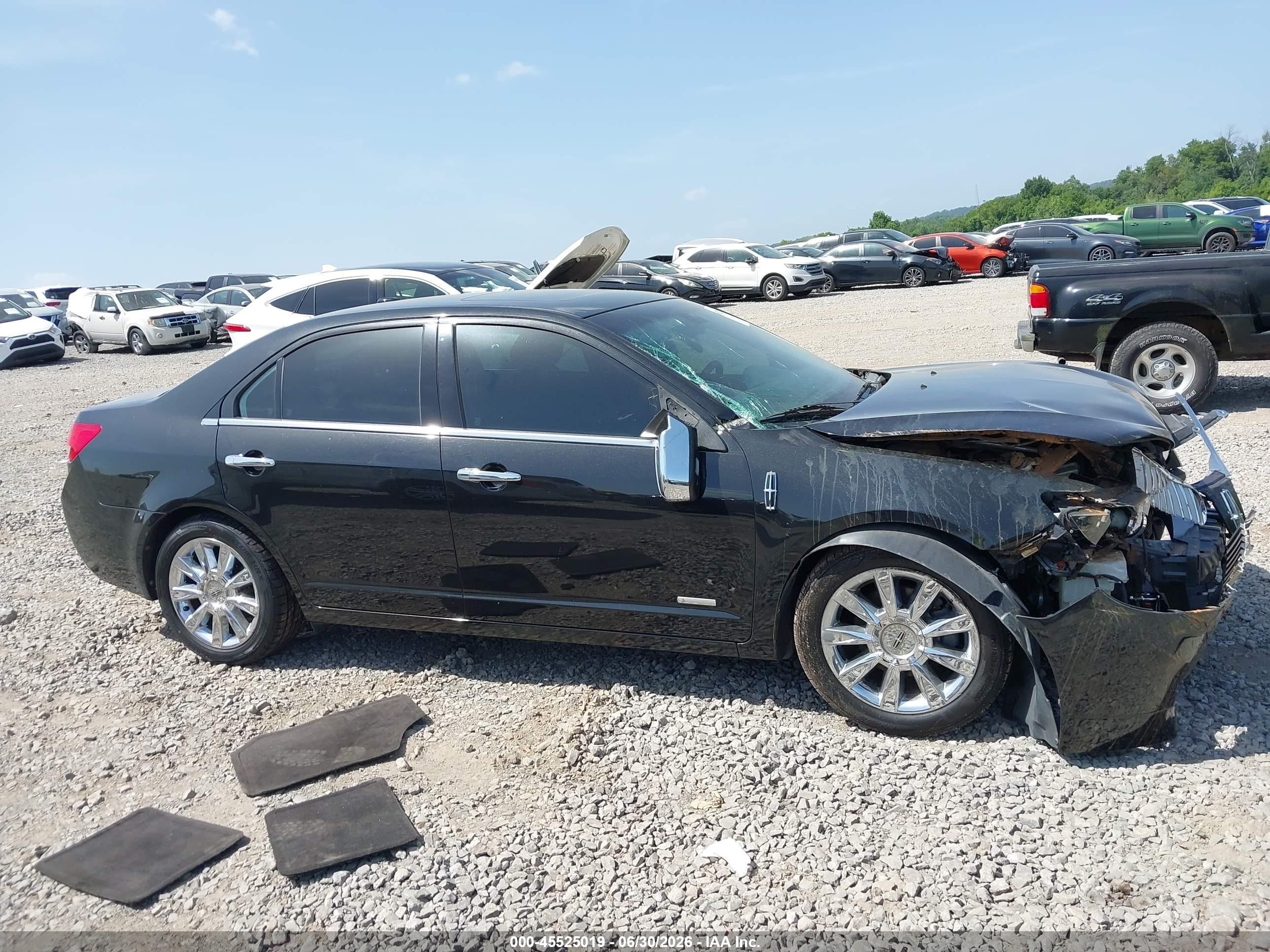 2011 Lincoln Mkz Hybrid   Black vin: 3LNDL2L32BR766529