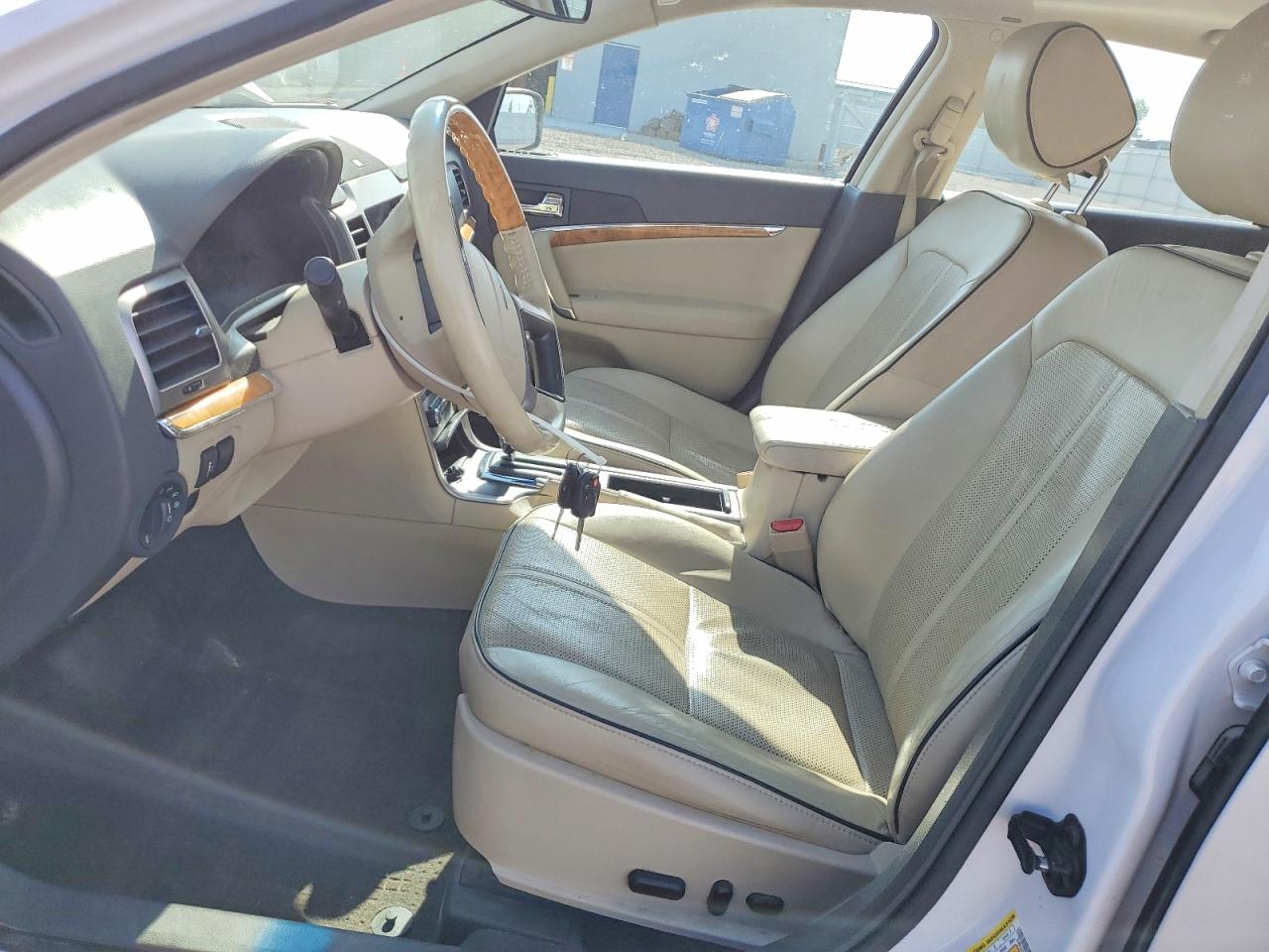 2012 Lincoln Mkz Hybrid White vin: 3LNDL2L32CR838394