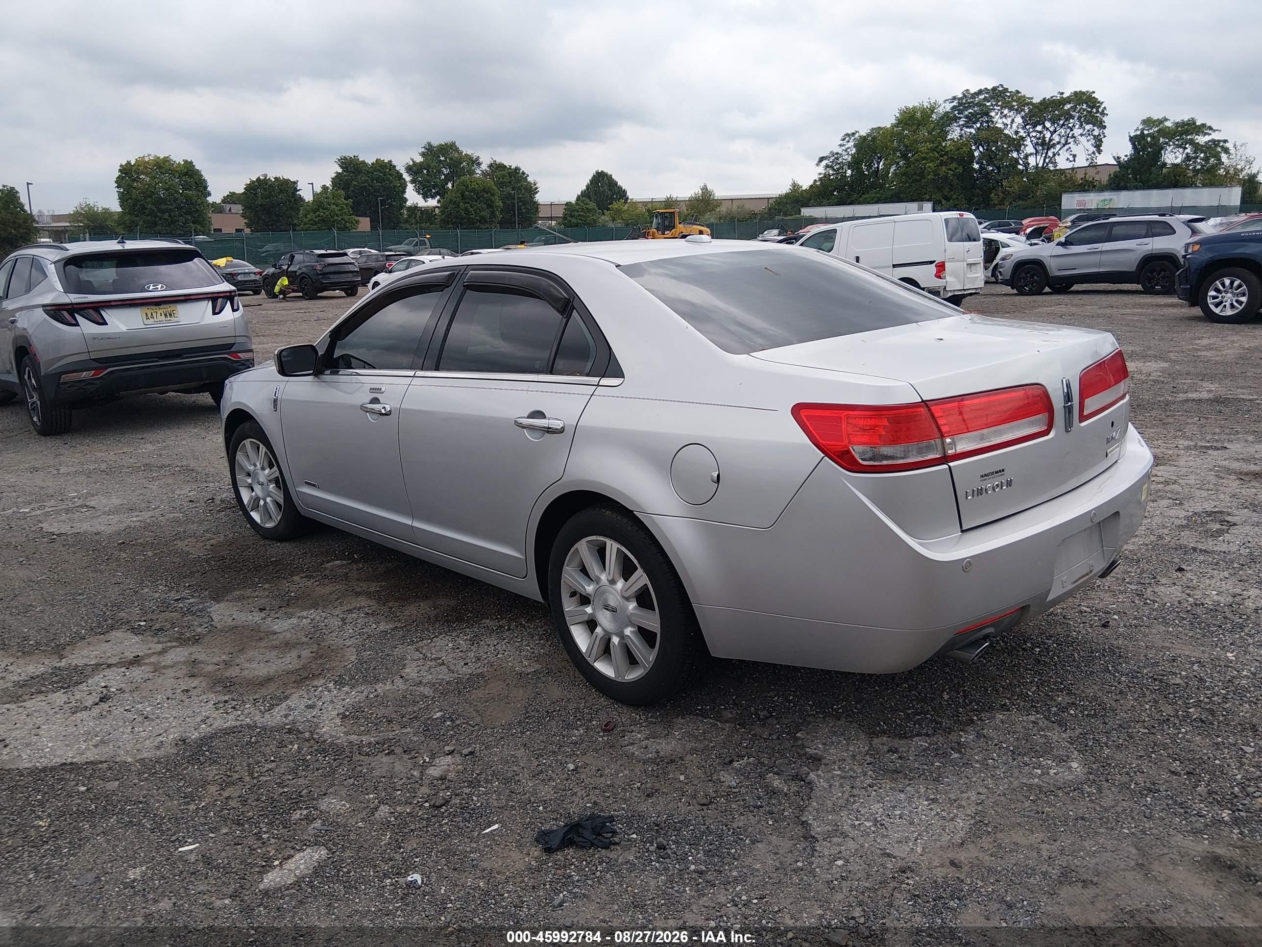 2012 Lincoln Mkz Hybrid   Silver vin: 3LNDL2L33CR819451