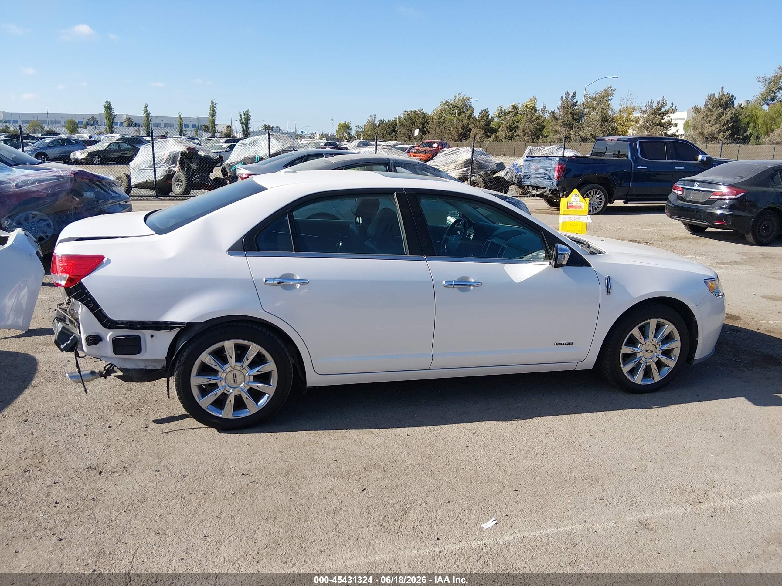 2011 Lincoln Mkz Hybrid White vin: 3LNDL2L34BR753295