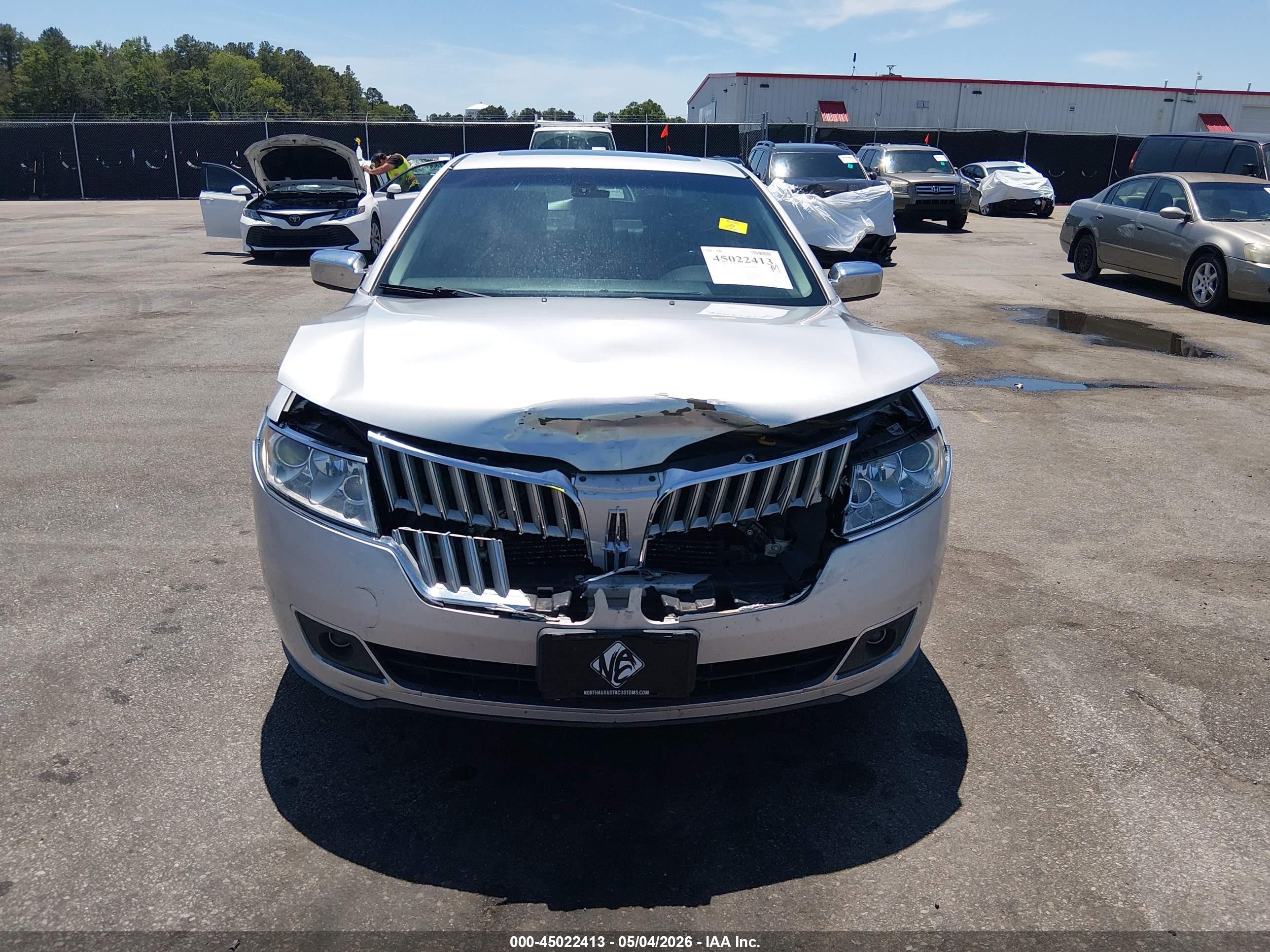 2012 Lincoln Mkz Hybrid   Серебряный vin: 3LNDL2L36CR806175
