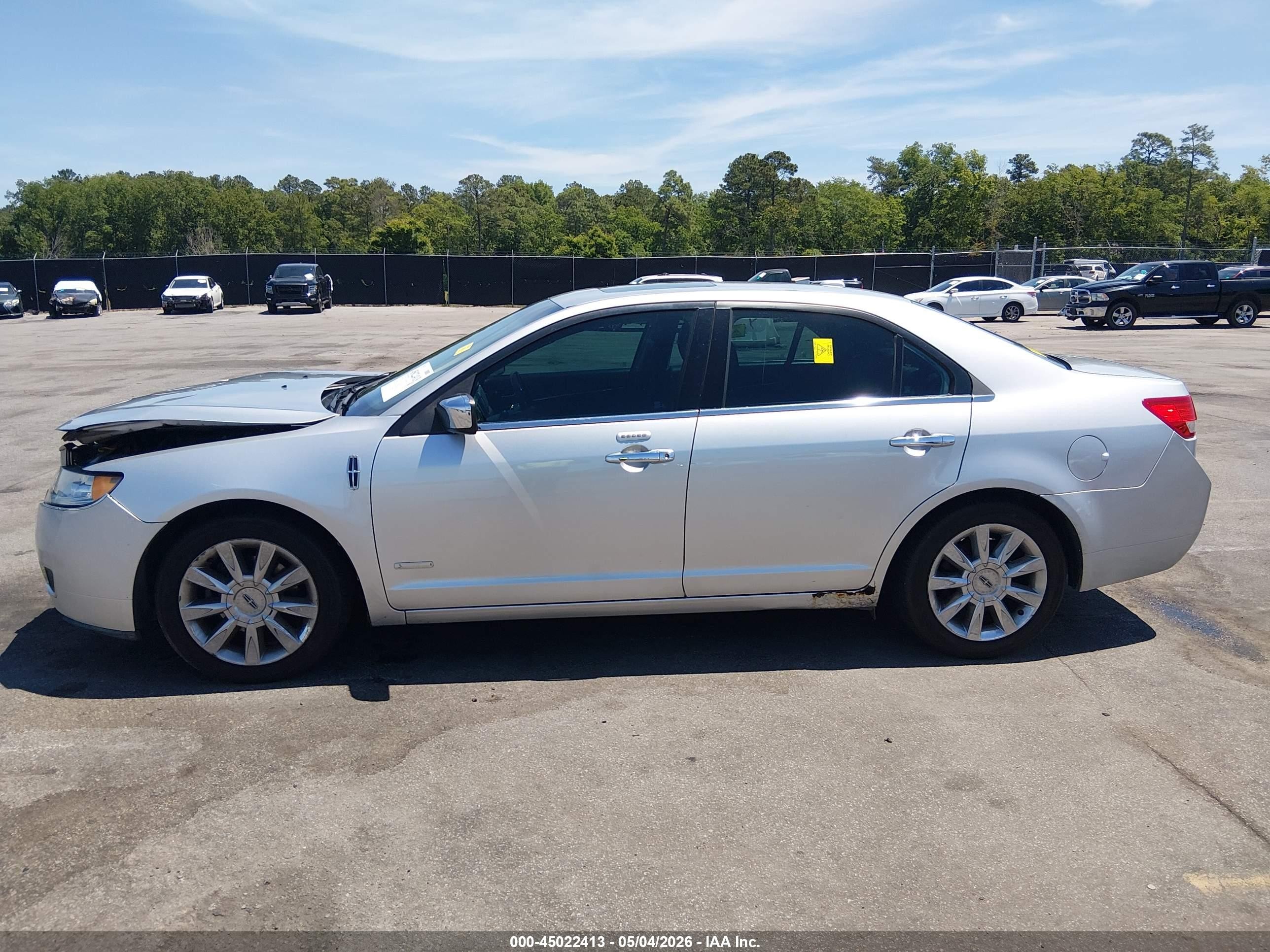 2012 Lincoln Mkz Hybrid   Серебряный vin: 3LNDL2L36CR806175