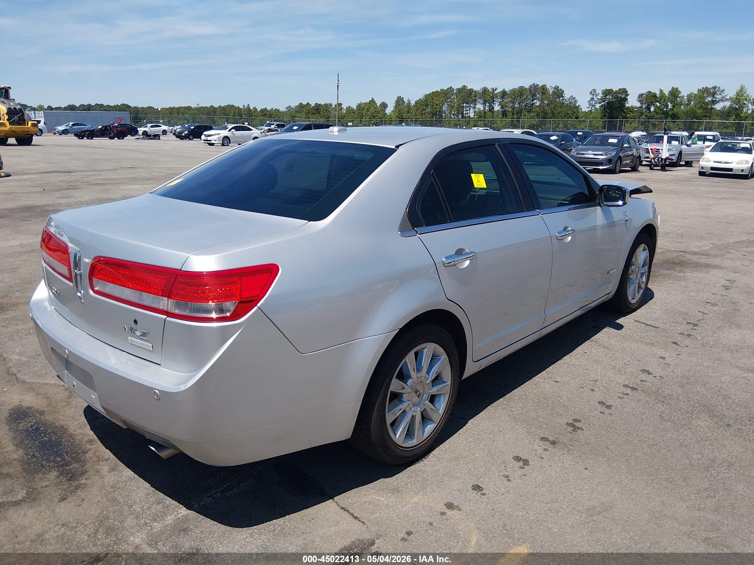 2012 Lincoln Mkz Hybrid   Серебряный vin: 3LNDL2L36CR806175