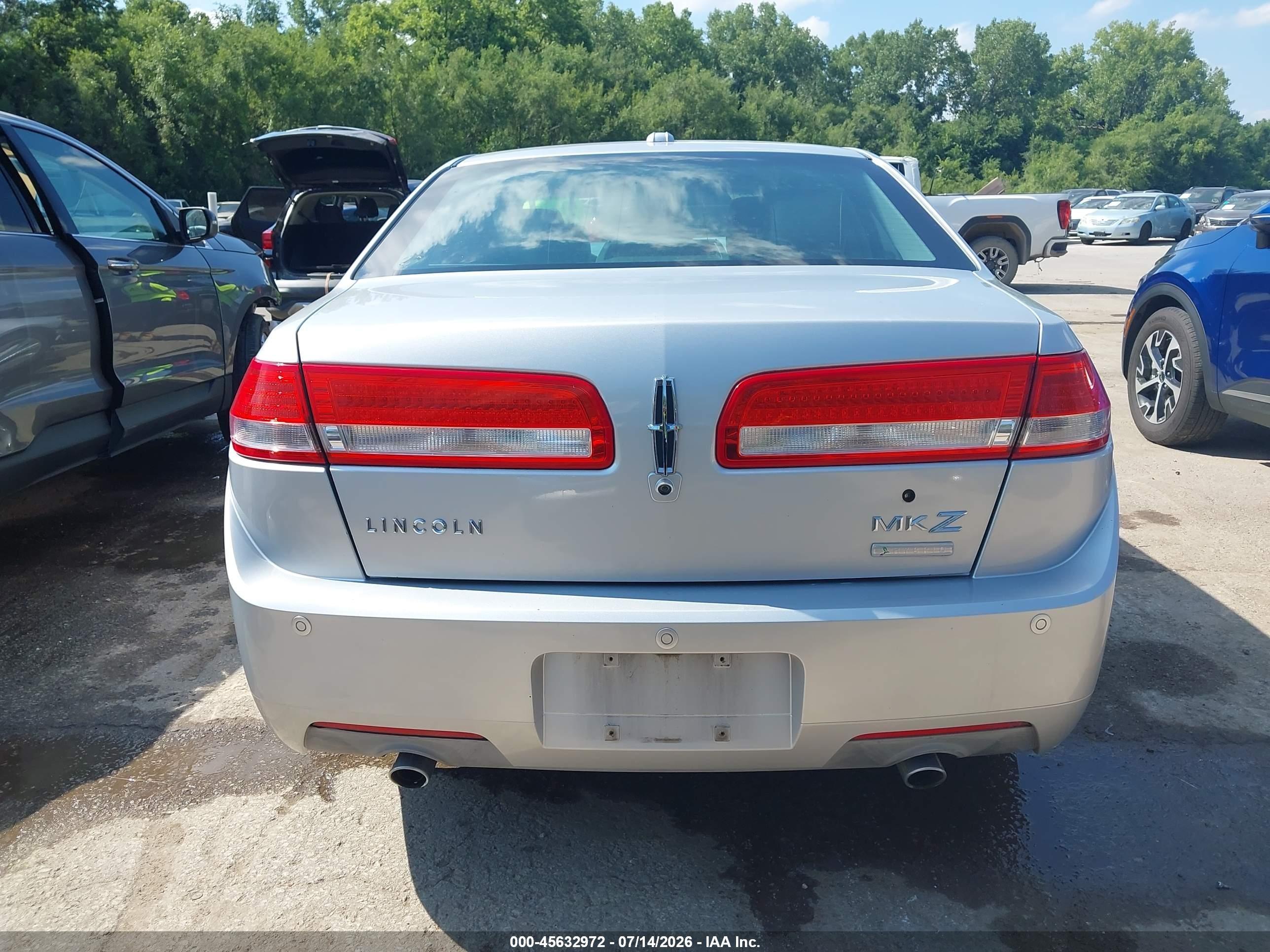 2012 Lincoln Mkz Hybrid   Silver vin: 3LNDL2L36CR808427
