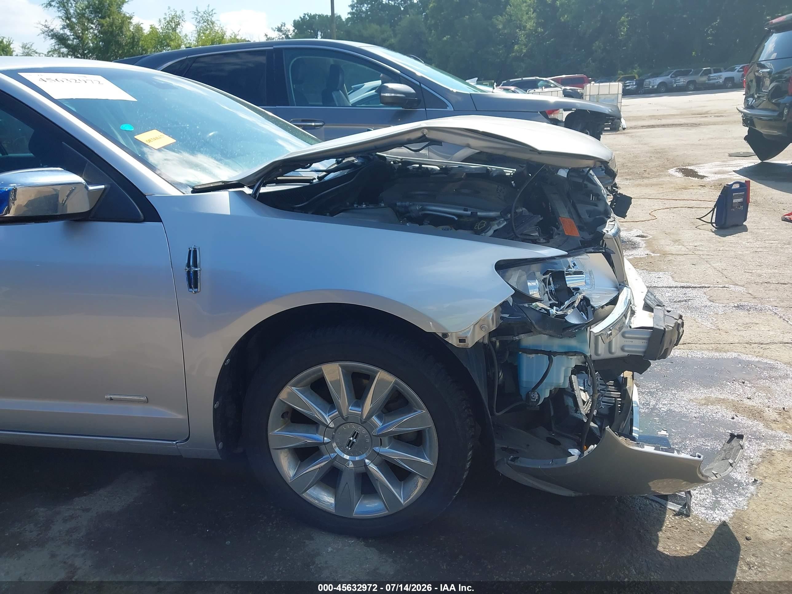 2012 Lincoln Mkz Hybrid   Silver vin: 3LNDL2L36CR808427