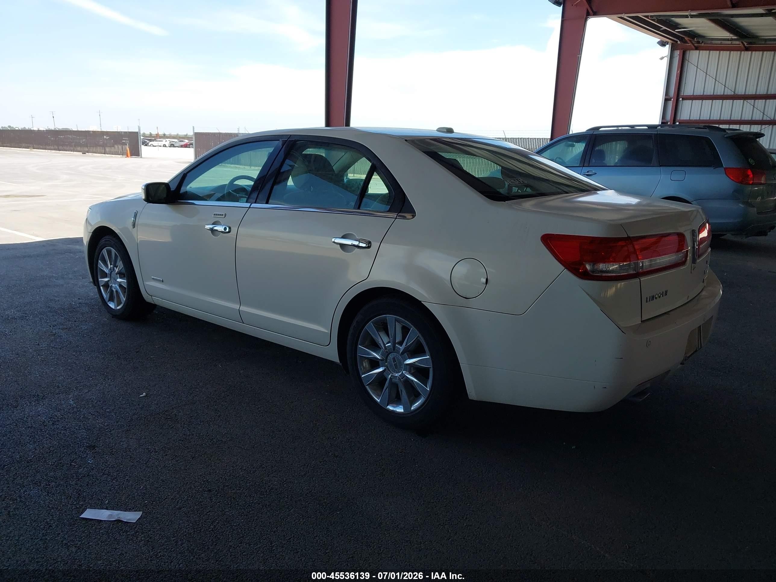 2012 Lincoln Mkz Hybrid   White vin: 3LNDL2L36CR810582