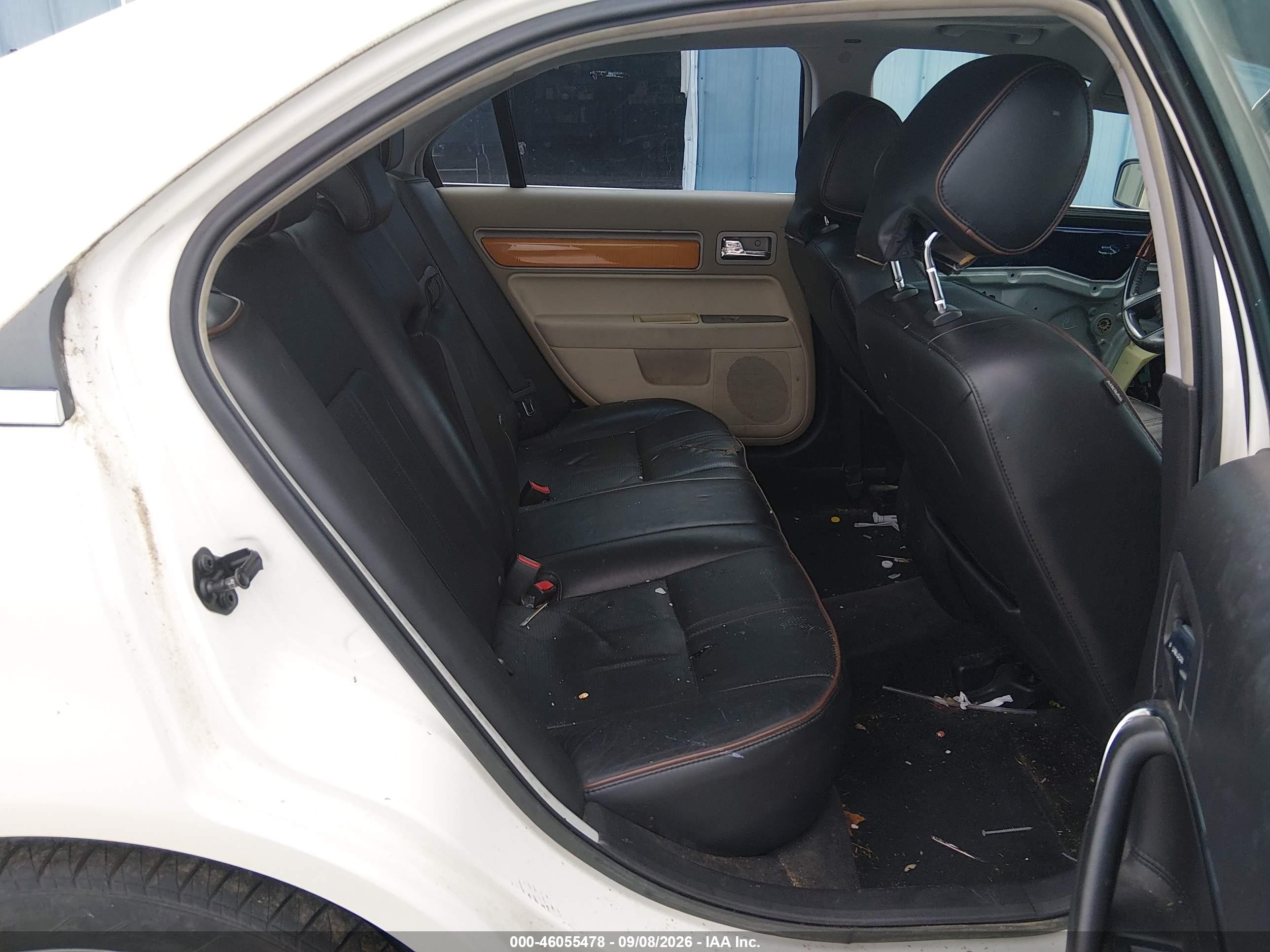 2012 Lincoln Mkz Hybrid   White vin: 3LNDL2L36CR831657
