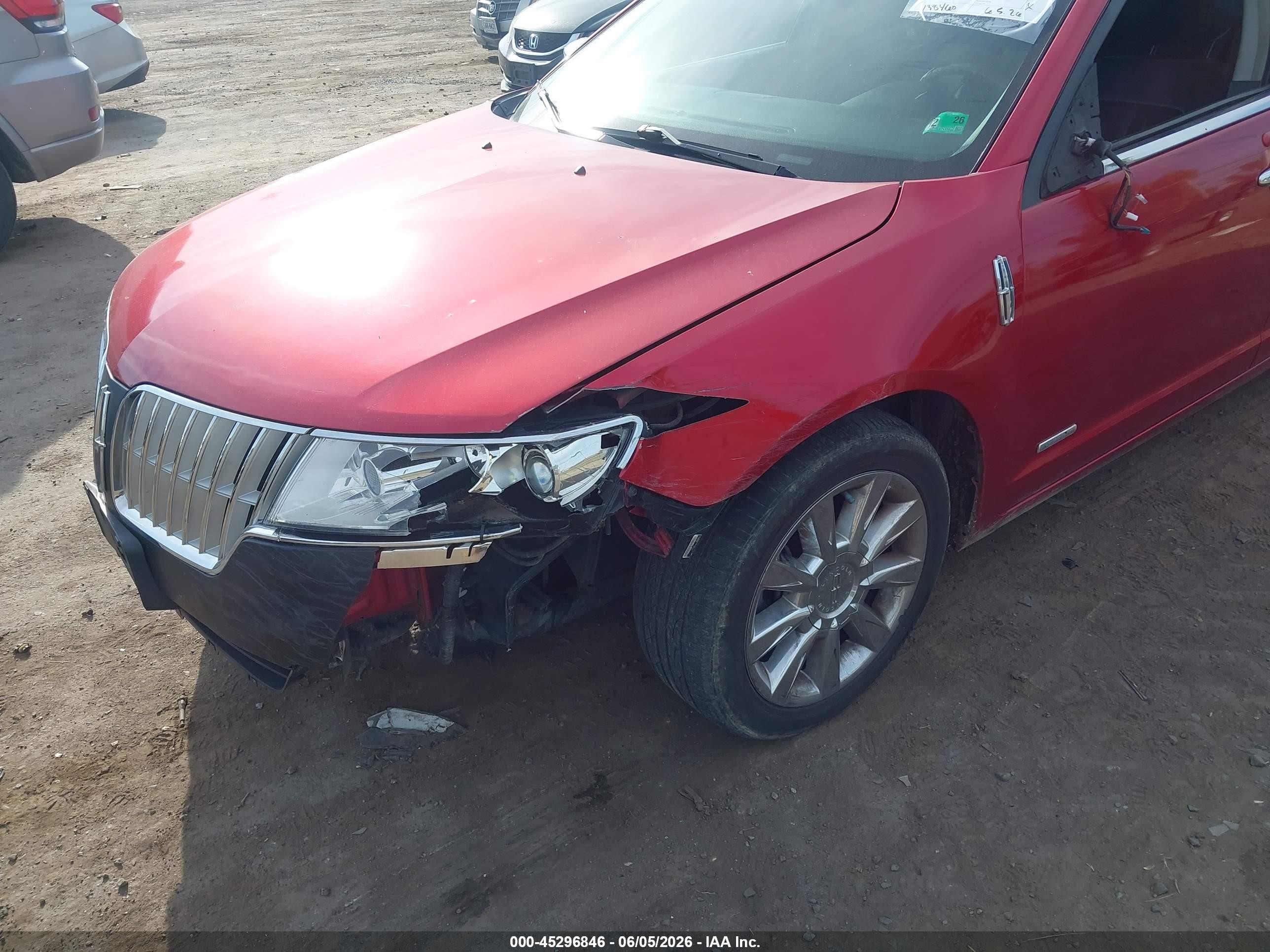 2011 Lincoln Mkz Hybrid   Red vin: 3LNDL2L37BR770317