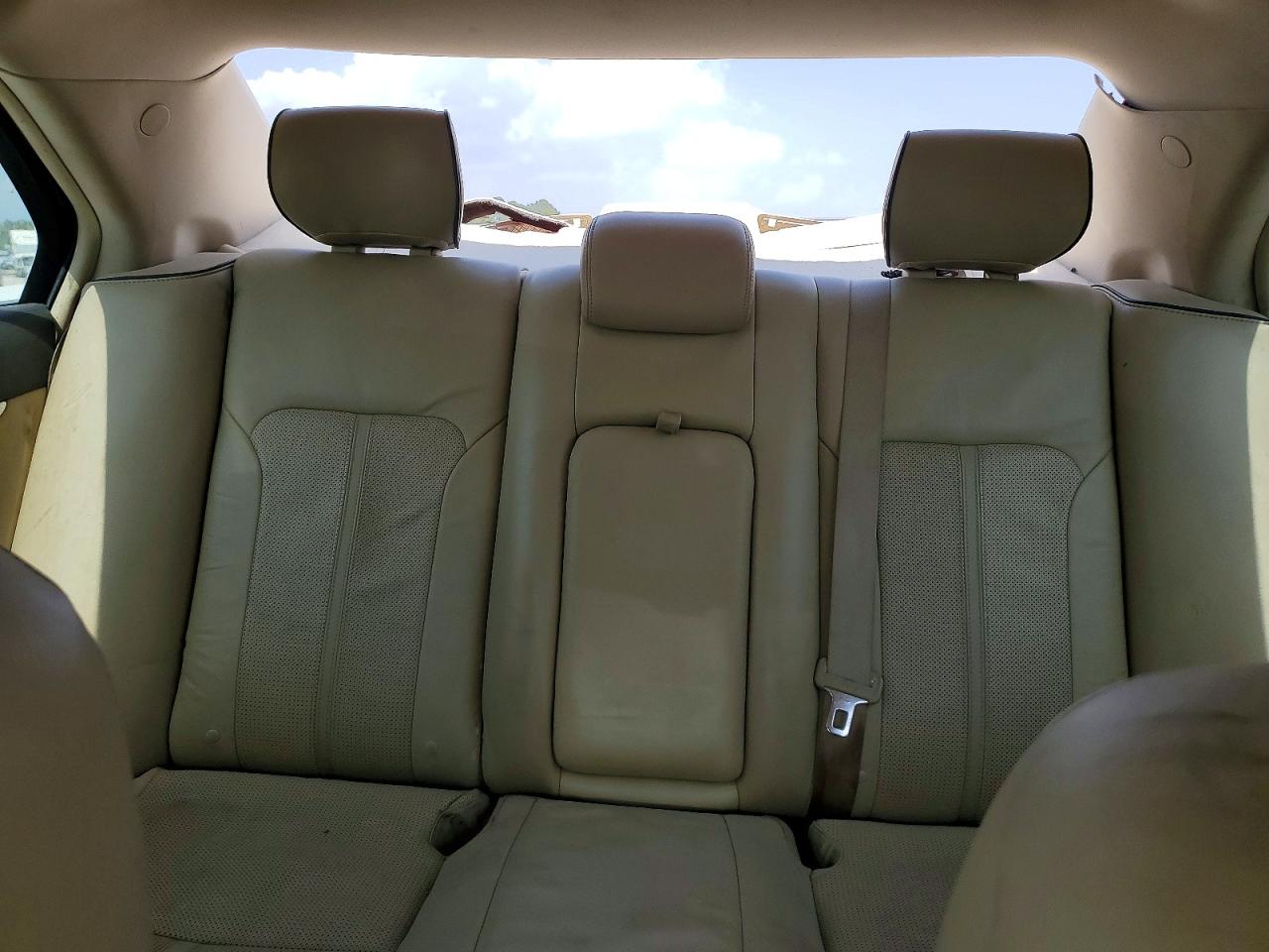 2011 Lincoln Mkz Hybrid Red vin: 3LNDL2L37BR773752