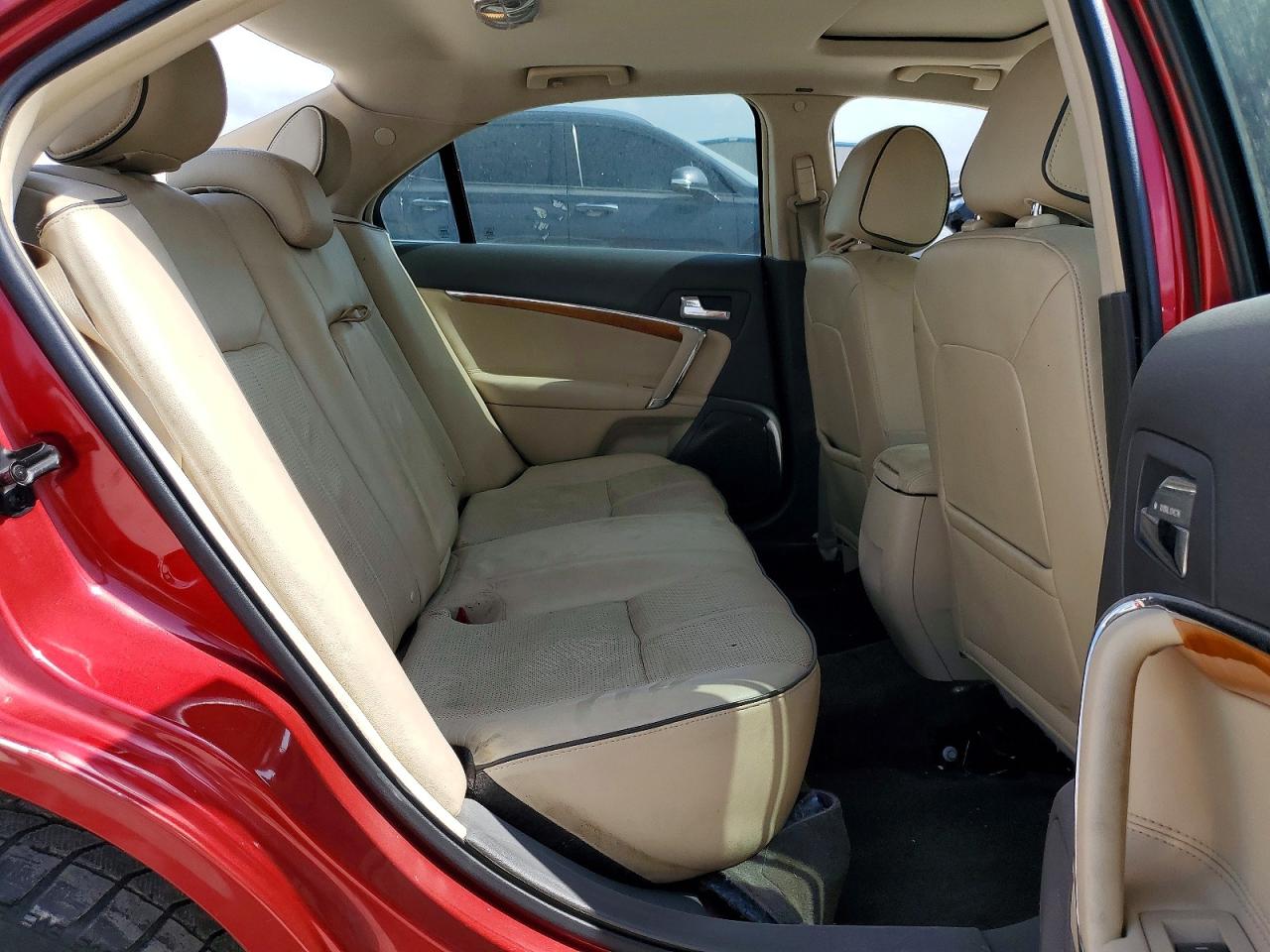 2011 Lincoln Mkz Hybrid Red vin: 3LNDL2L37BR773752