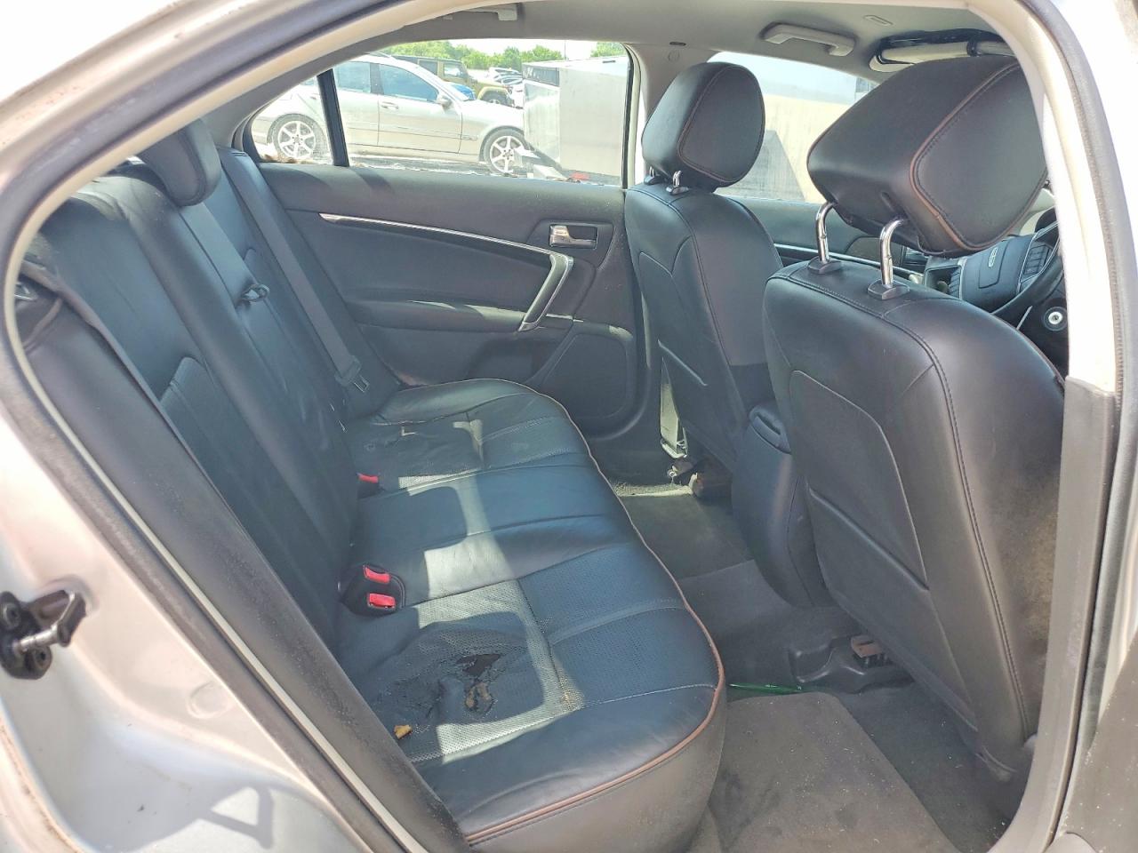 2011 Lincoln Mkz Hybrid Серебряный vin: 3LNDL2L37BR776215