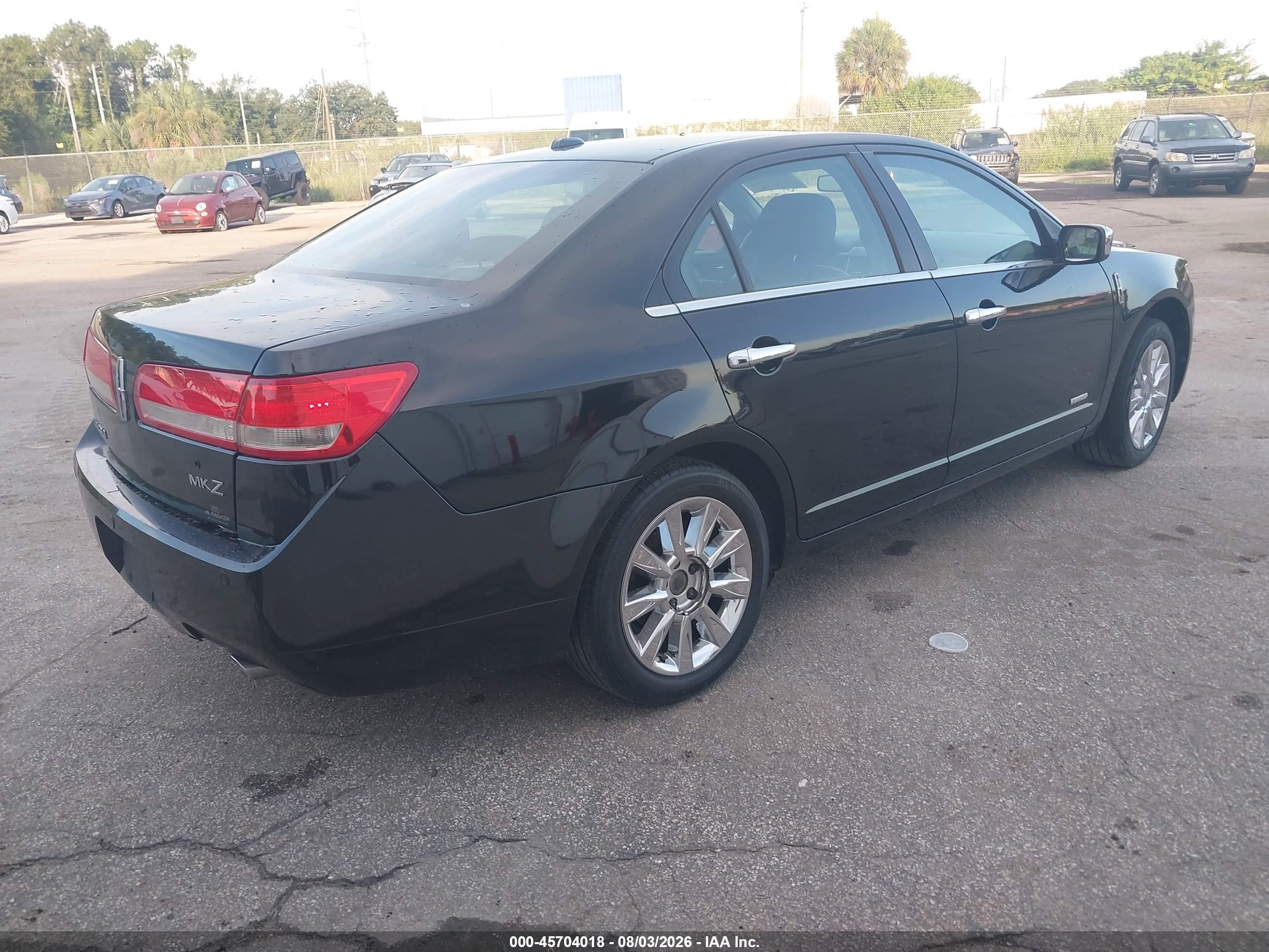2012 Lincoln Mkz Hybrid   Black vin: 3LNDL2L37CR810414