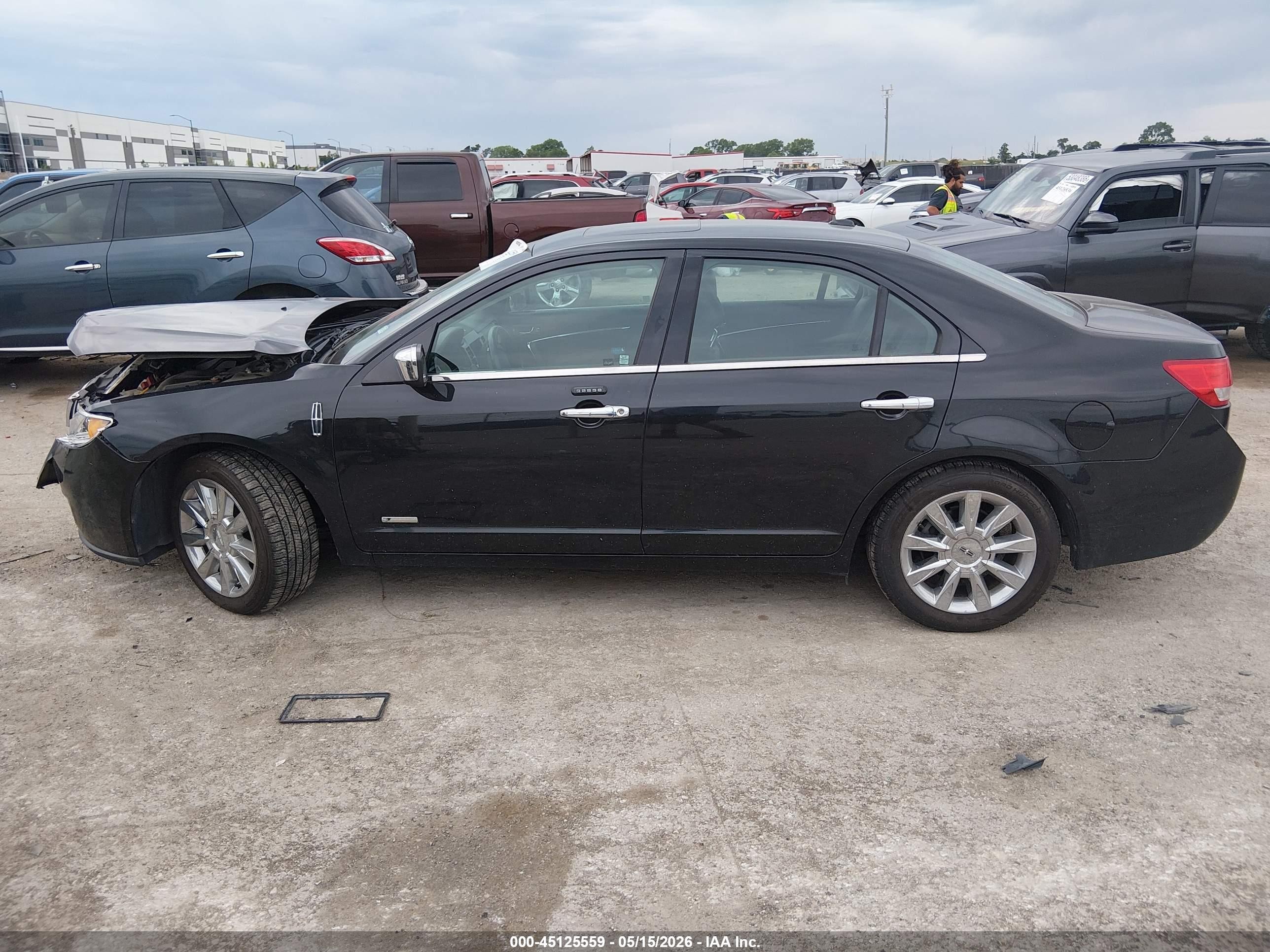 2012 Lincoln Mkz Hybrid   Black vin: 3LNDL2L38CR814570