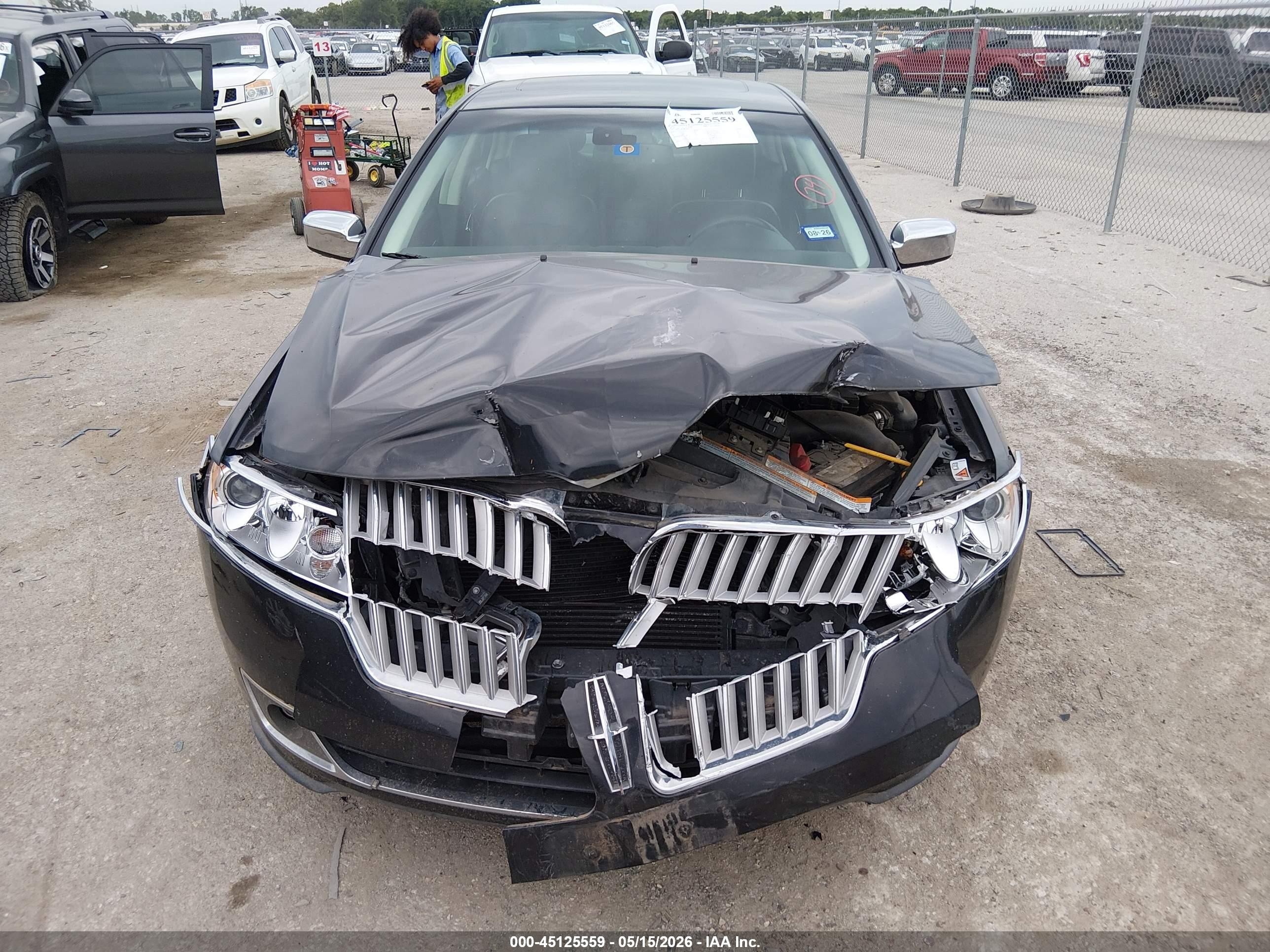 2012 Lincoln Mkz Hybrid   Black vin: 3LNDL2L38CR814570