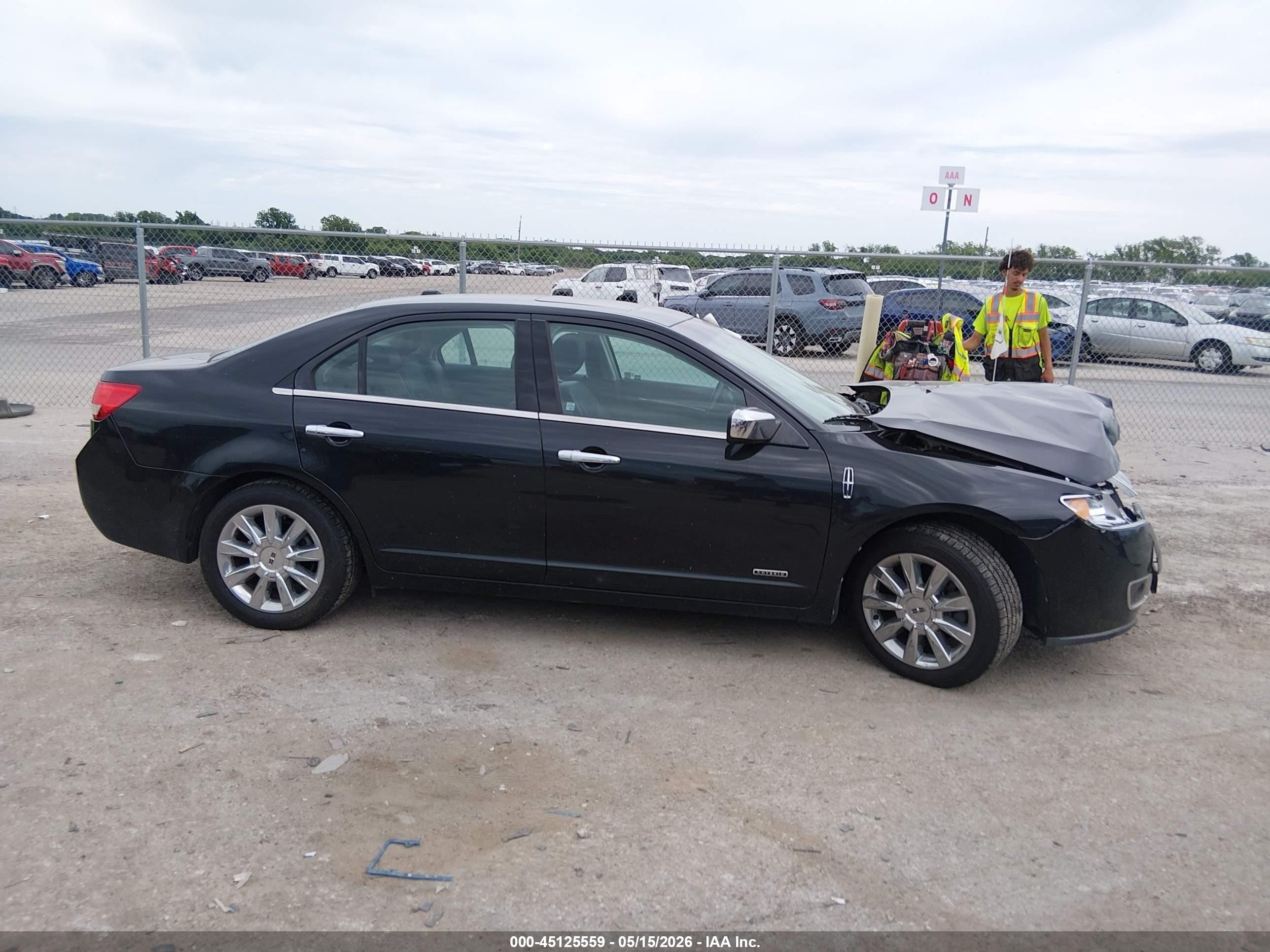2012 Lincoln Mkz Hybrid   Black vin: 3LNDL2L38CR814570