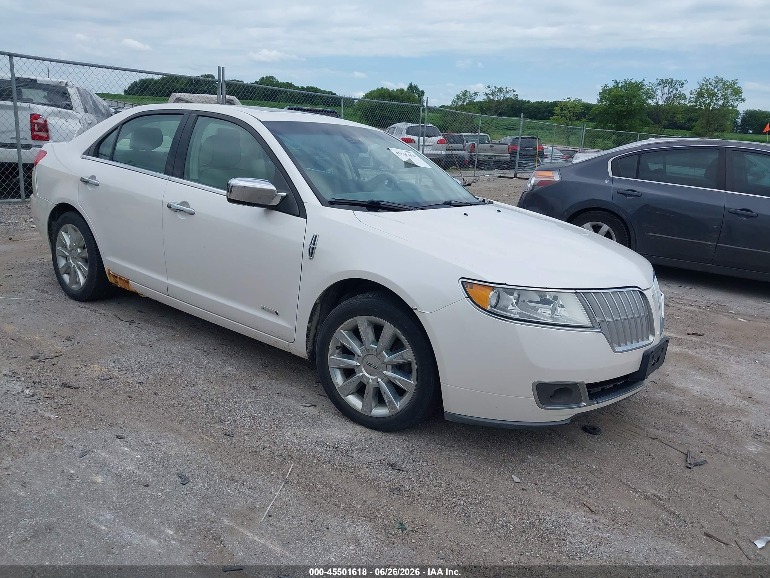 2011 Lincoln Mkz Hybrid   White vin: 3LNDL2L39BR753342