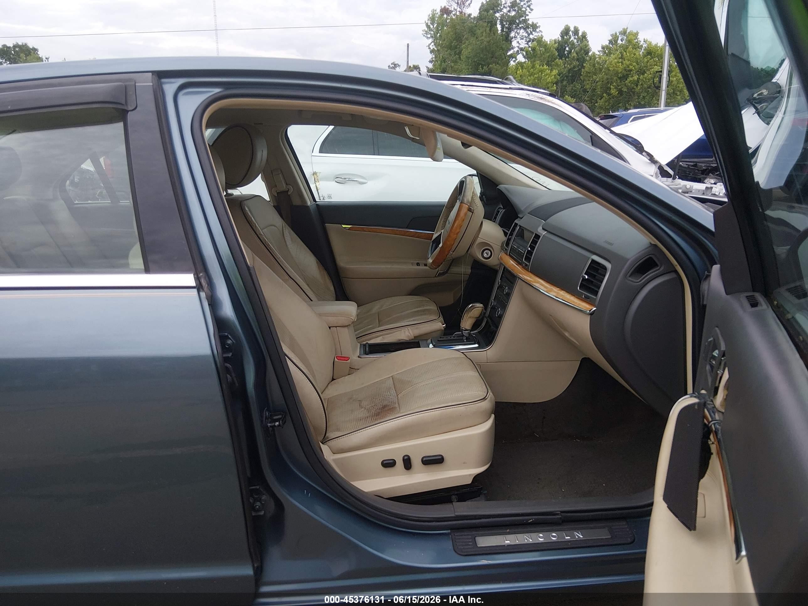 2012 Lincoln Mkz Hybrid   Blue vin: 3LNDL2L39CR808048