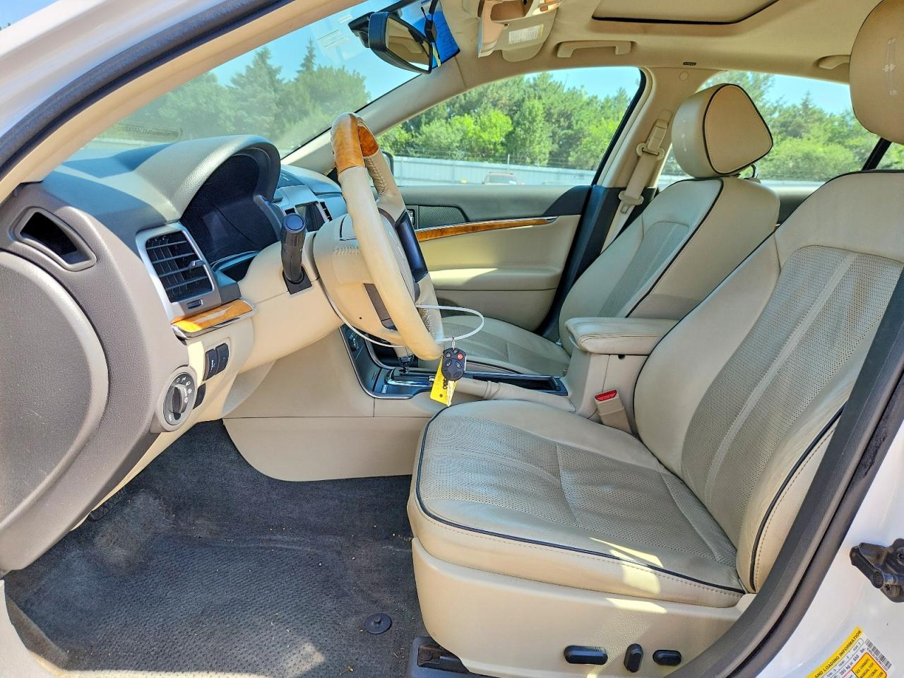 2012 Lincoln Mkz Hybrid White vin: 3LNDL2L39CR813332