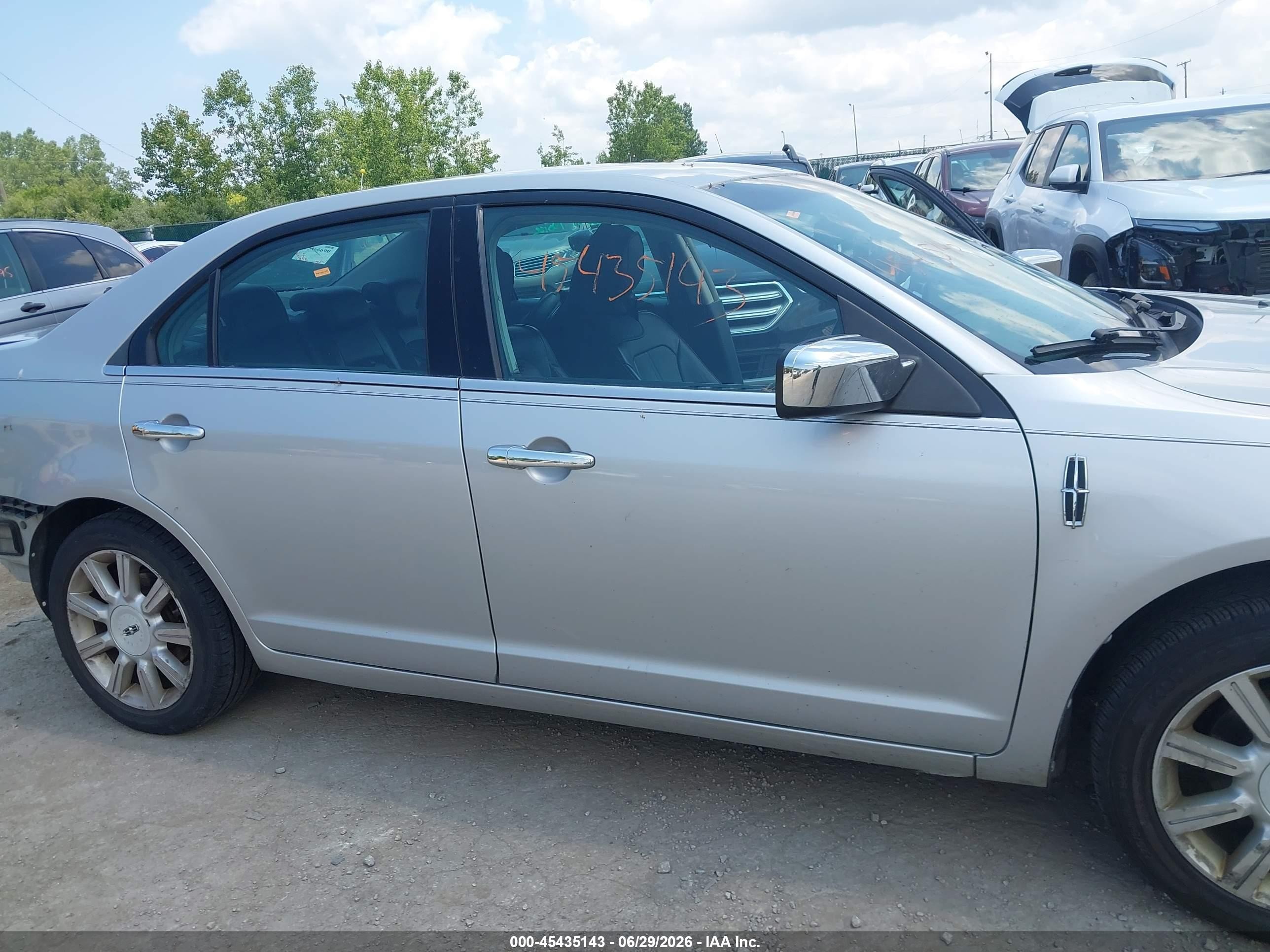 2010 Lincoln Mkz   Silver vin: 3LNHL2GC0AR631852