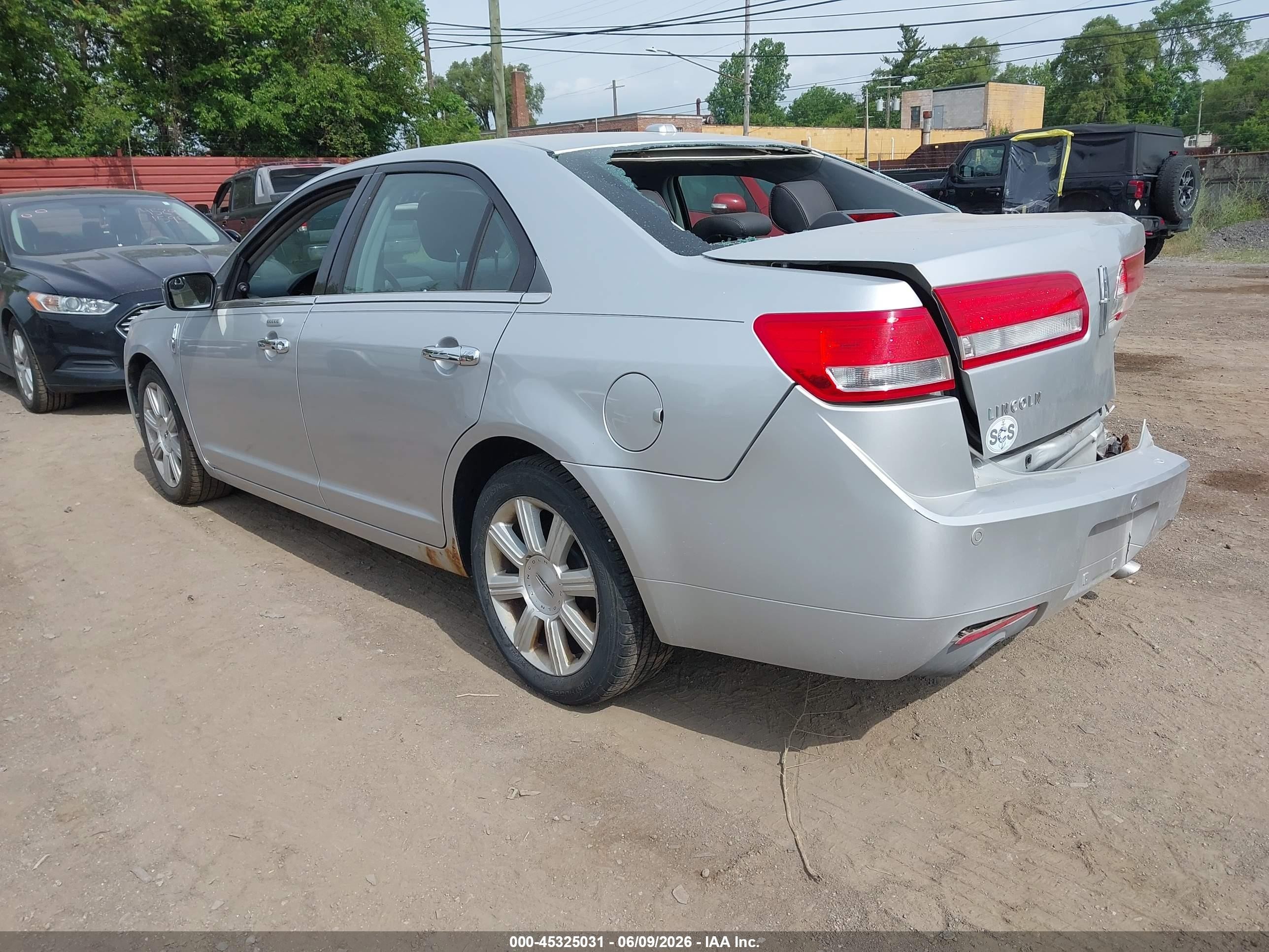 2011 Lincoln Mkz   Silver vin: 3LNHL2GC0BR765892