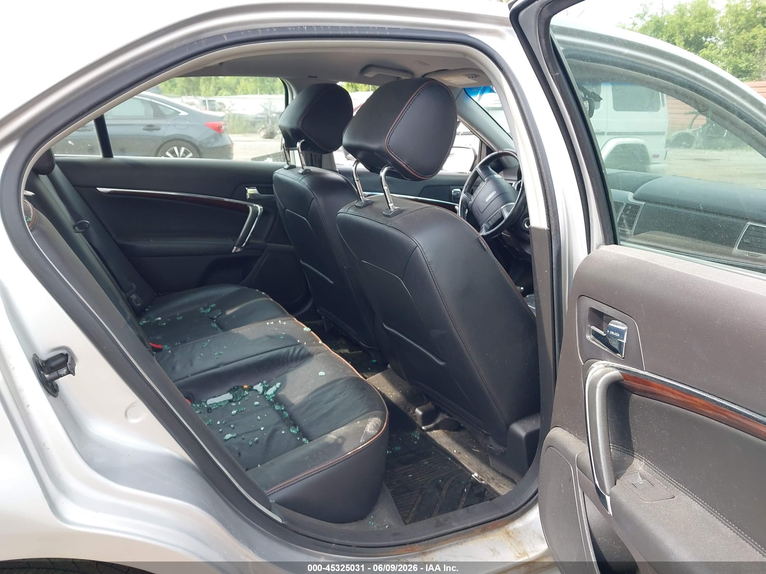 2011 Lincoln Mkz   Silver vin: 3LNHL2GC0BR765892