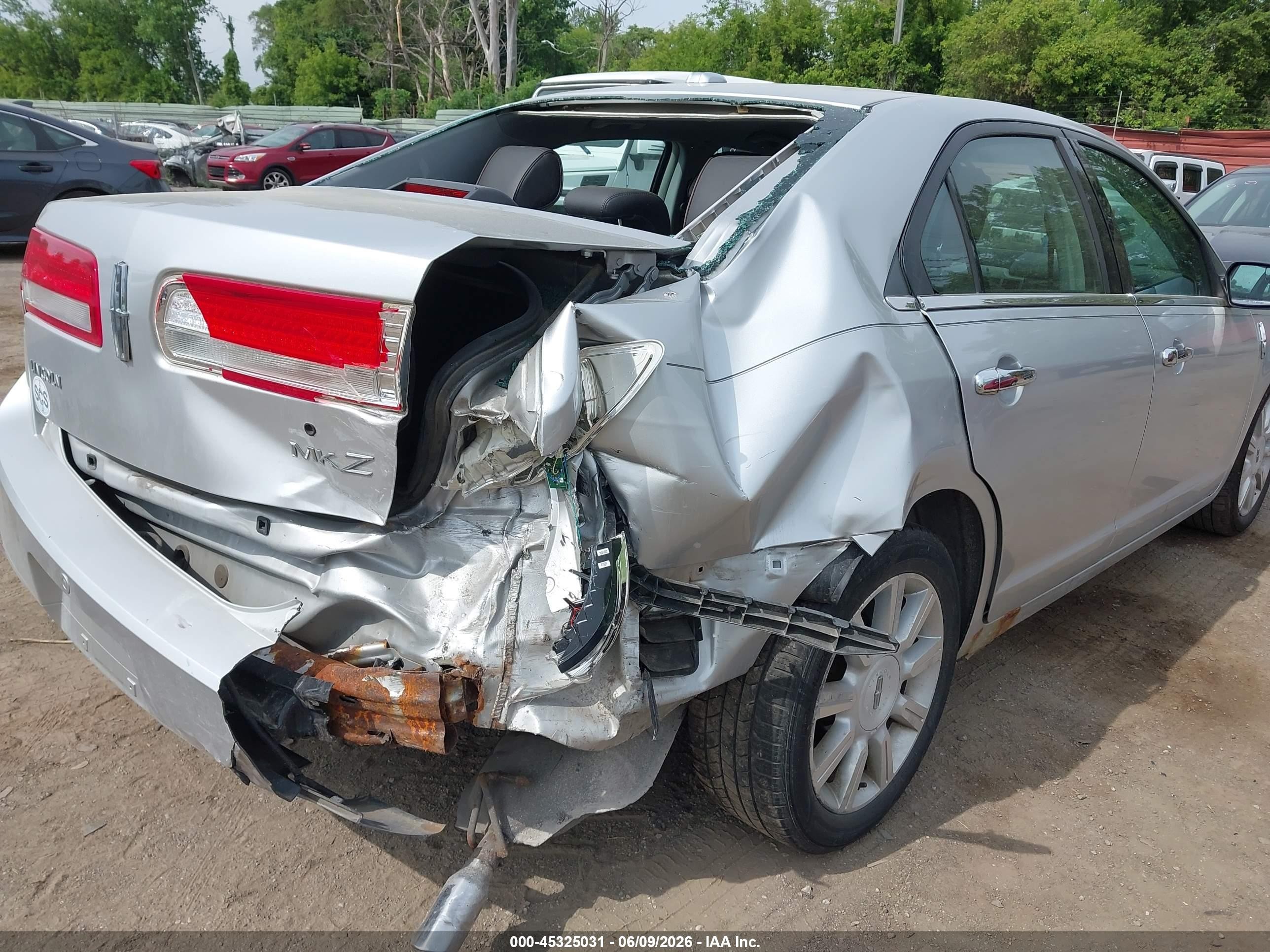 2011 Lincoln Mkz   Silver vin: 3LNHL2GC0BR765892