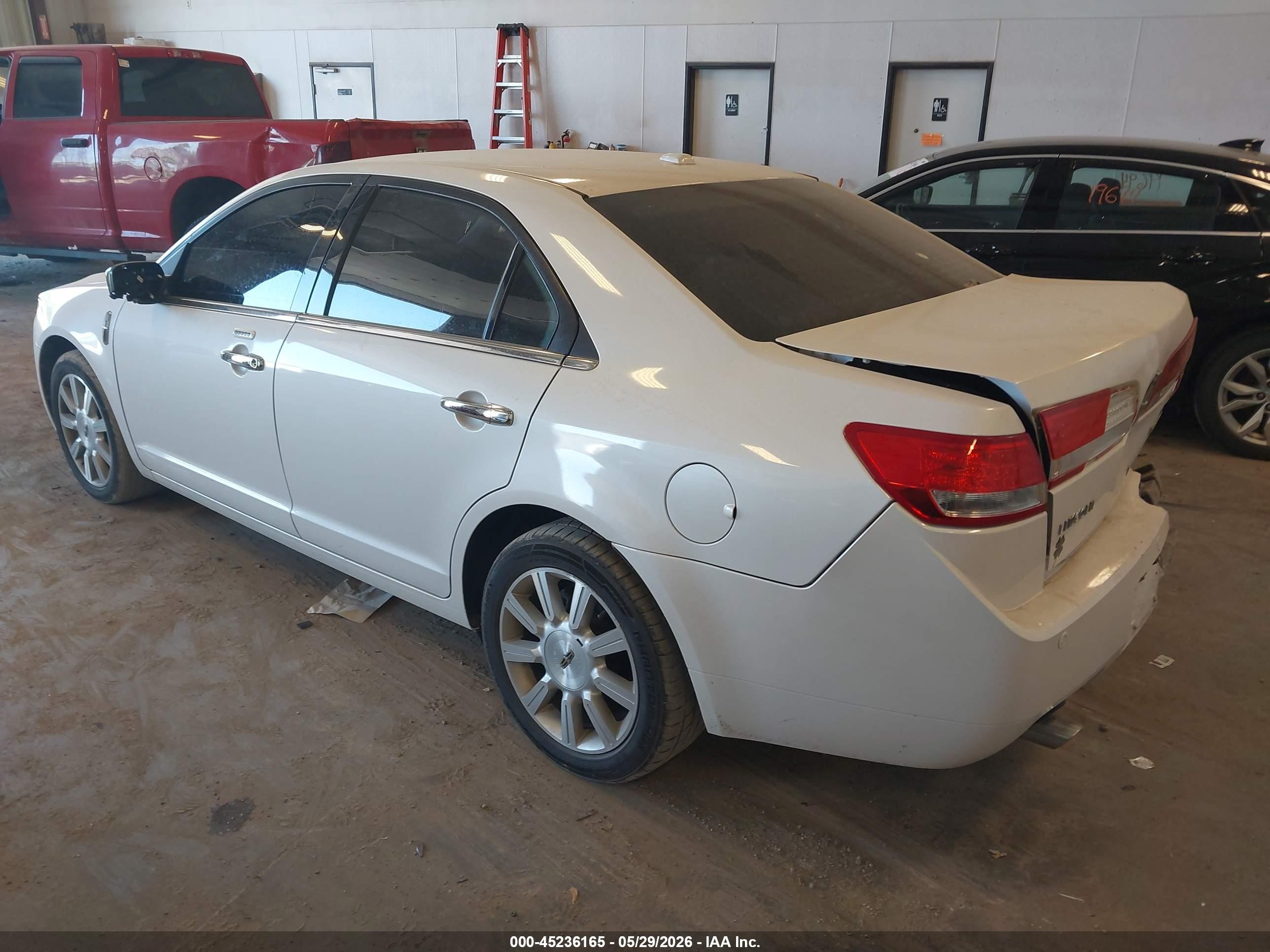 2012 Lincoln Mkz   White vin: 3LNHL2GC0CR823680