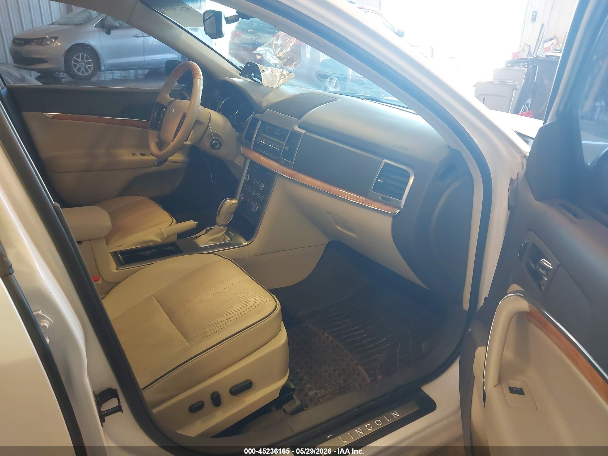 2012 Lincoln Mkz   White vin: 3LNHL2GC0CR823680