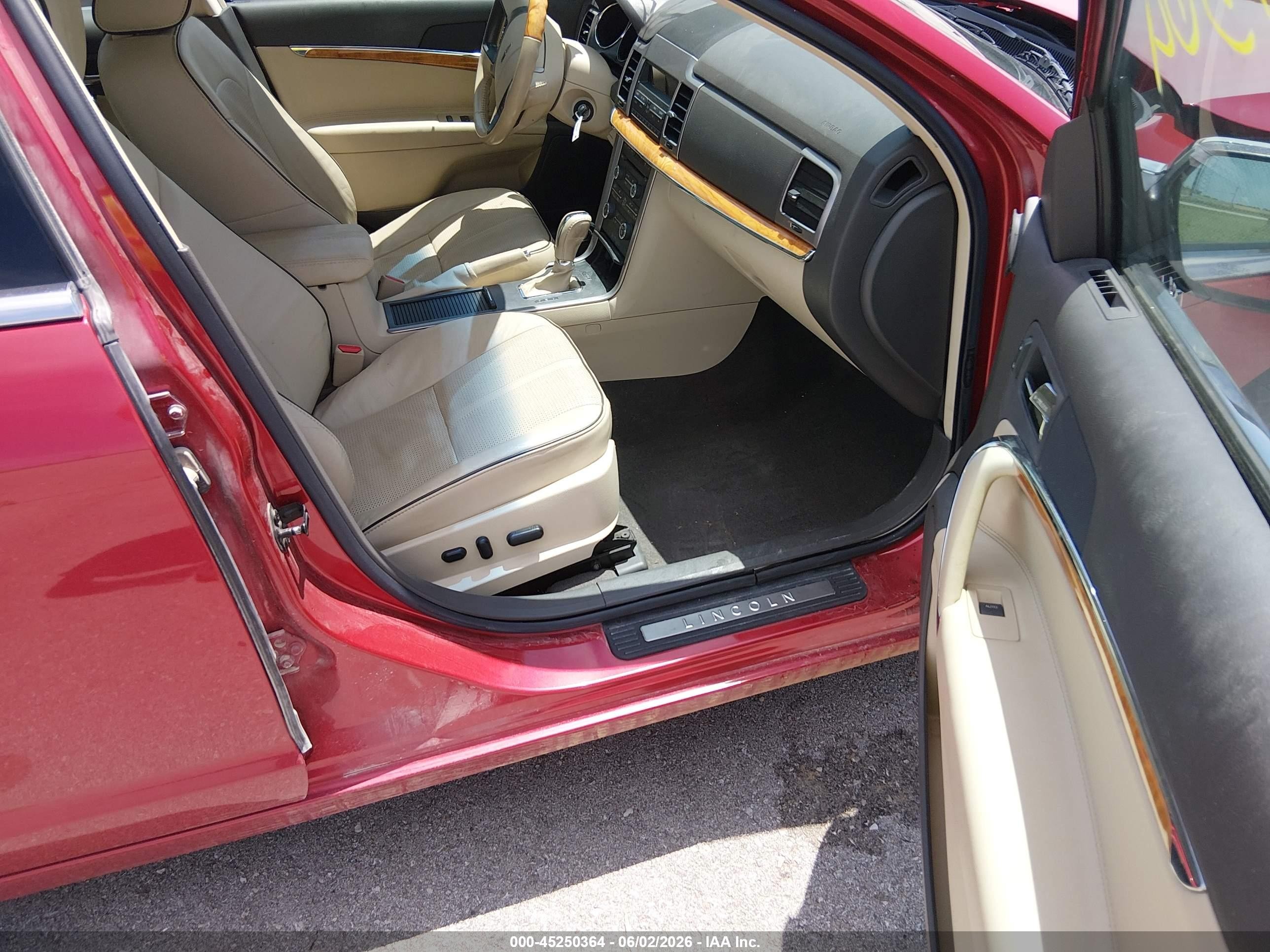 2010 Lincoln Mkz   Red vin: 3LNHL2GC1AR752857