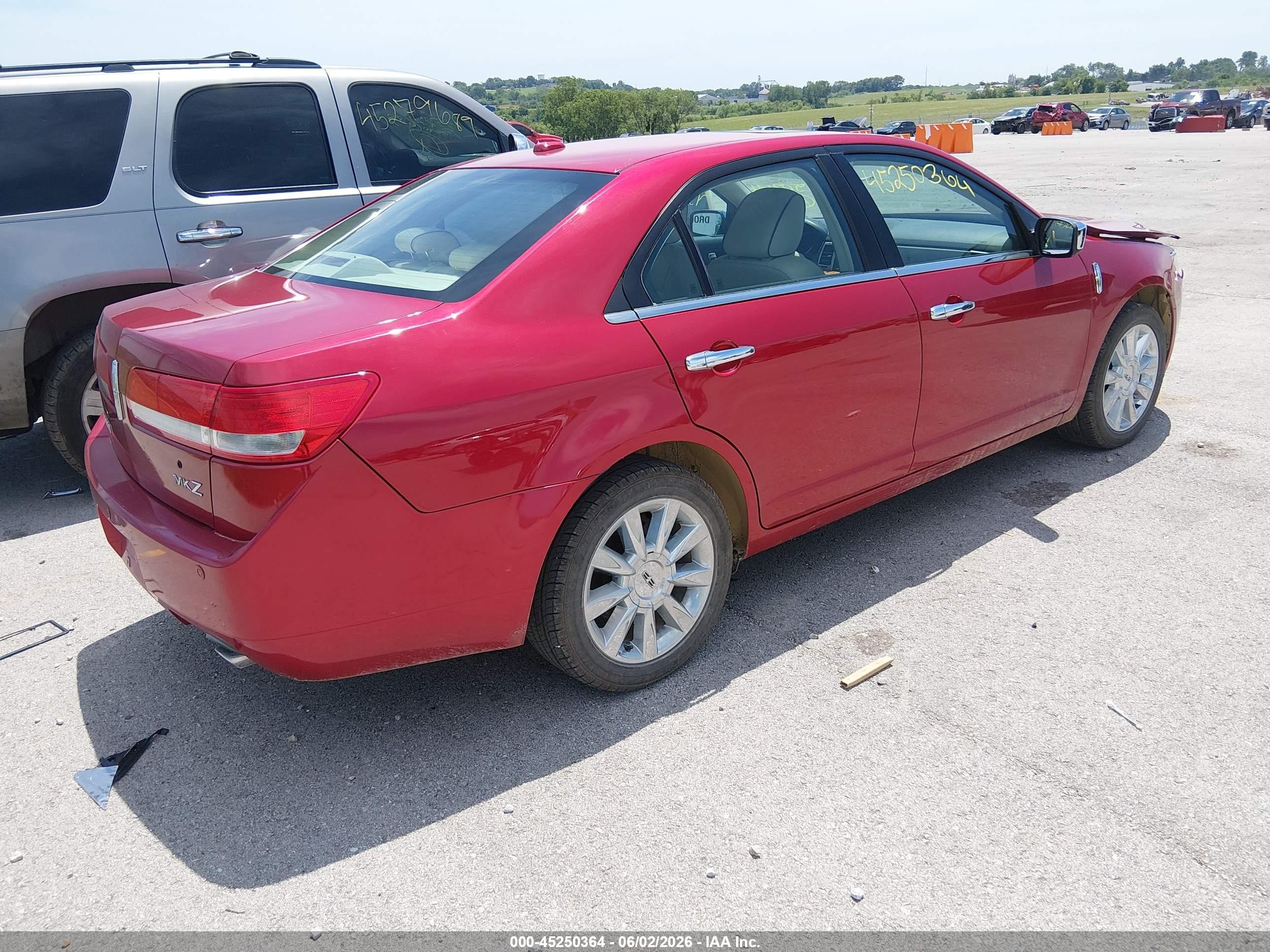 2010 Lincoln Mkz   Red vin: 3LNHL2GC1AR752857